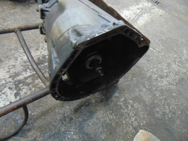 Caja de Cambios Mercedes Vito W639 2.2 CDI 95CV A6392602300 usado 2