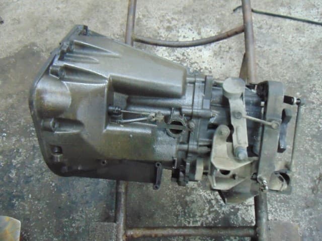 Caja de Cambios Mercedes Vito W639 2.2 CDI 95CV A6392602300 usado 3