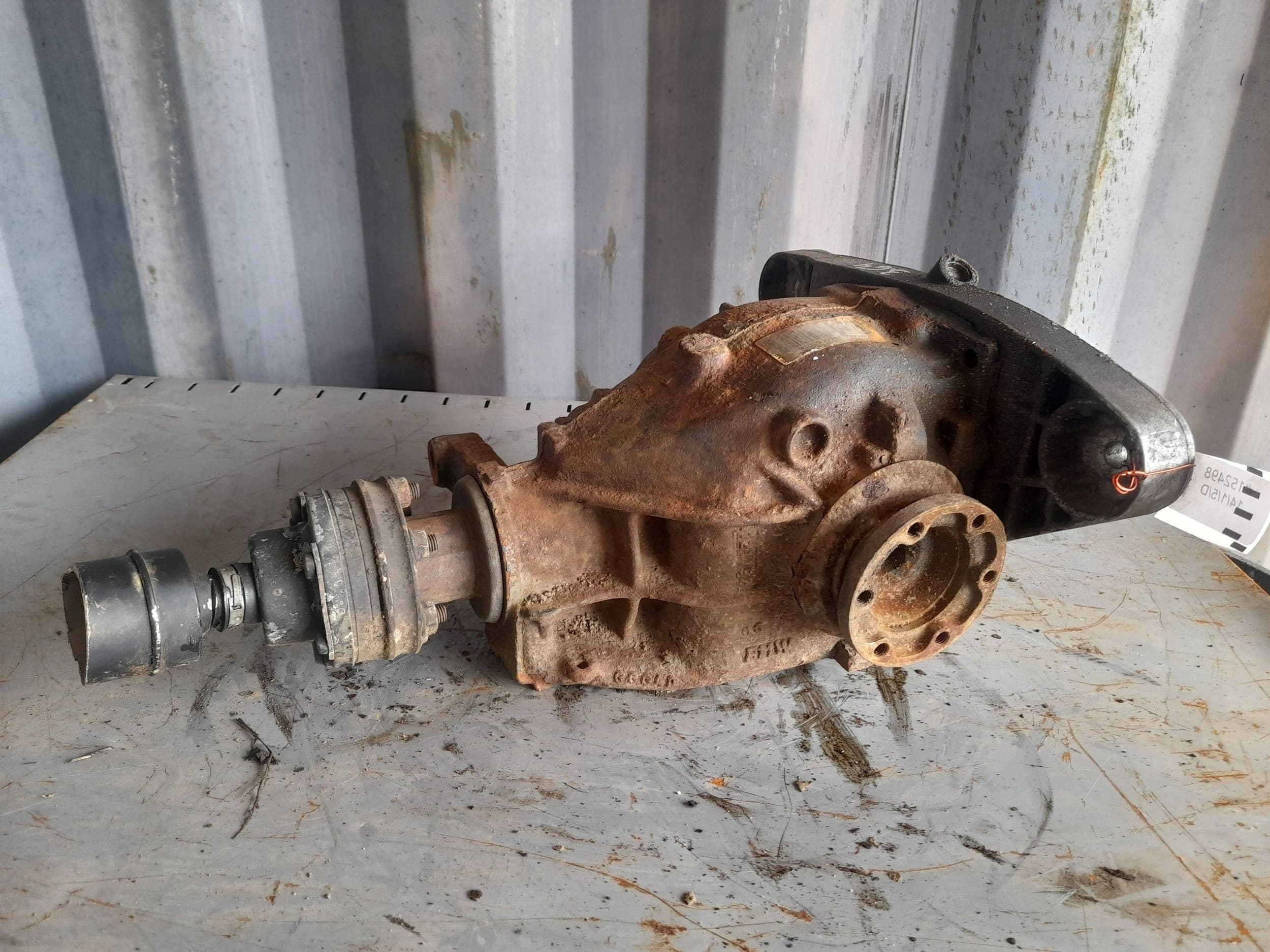 Diferencial Trasero BMW Serie 5 E39 2.0B 1428470 3.64 usado 2