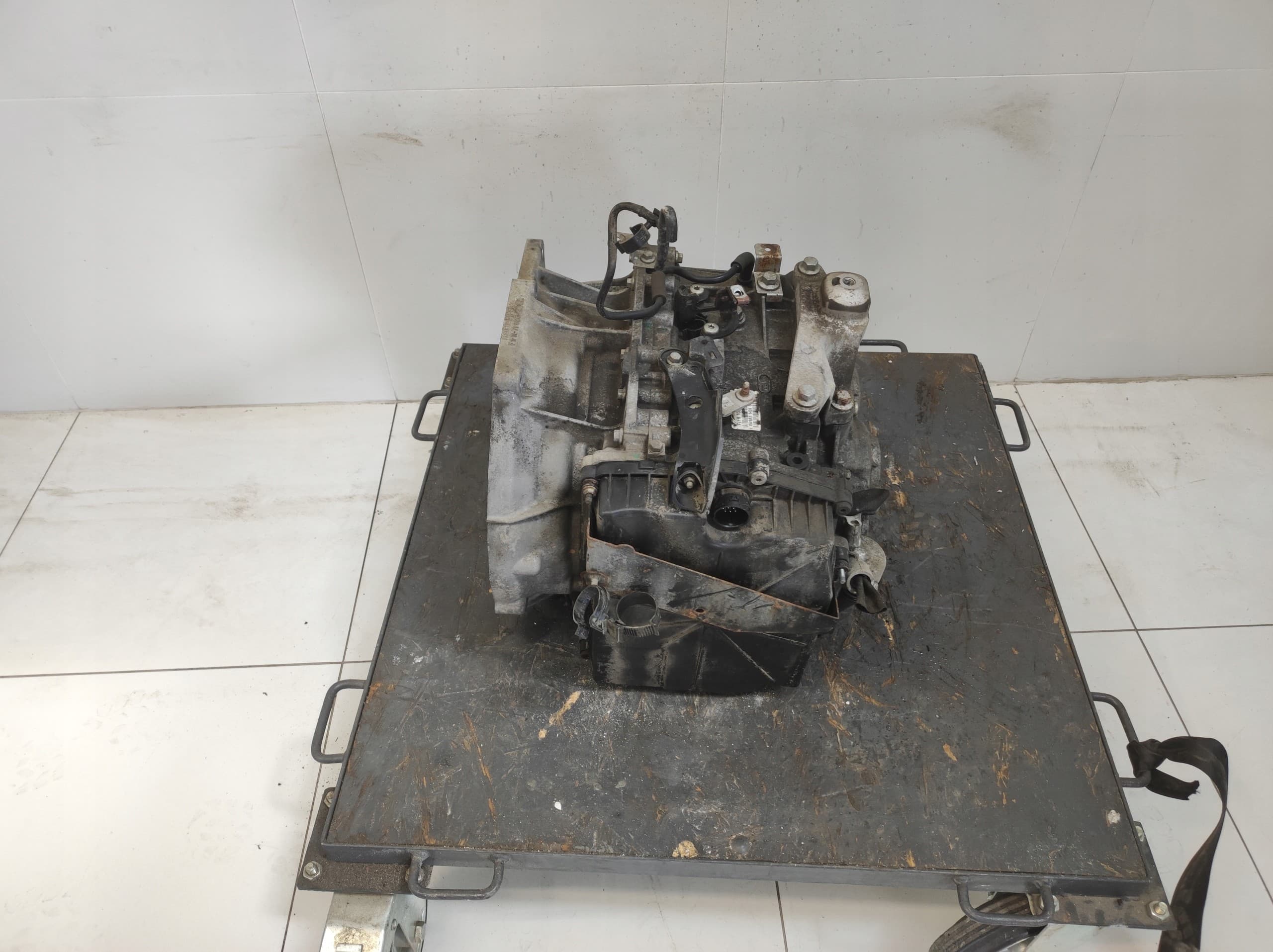 Caja de Cambios Automática Ford Connect MK2 II 1.5 Tdci usado