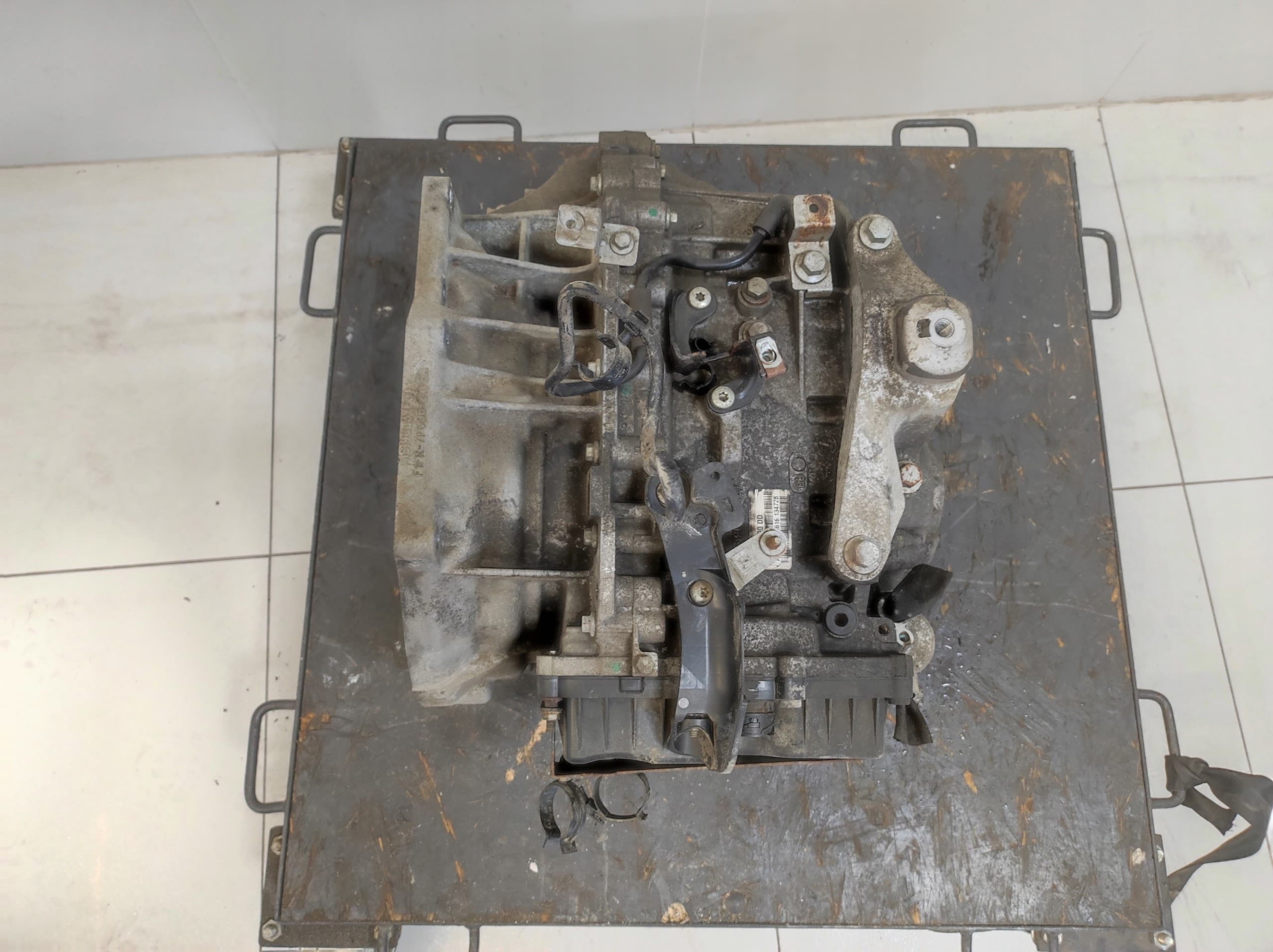 Caja de Cambios Automática Ford Connect MK2 II 1.5 Tdci usado 2
