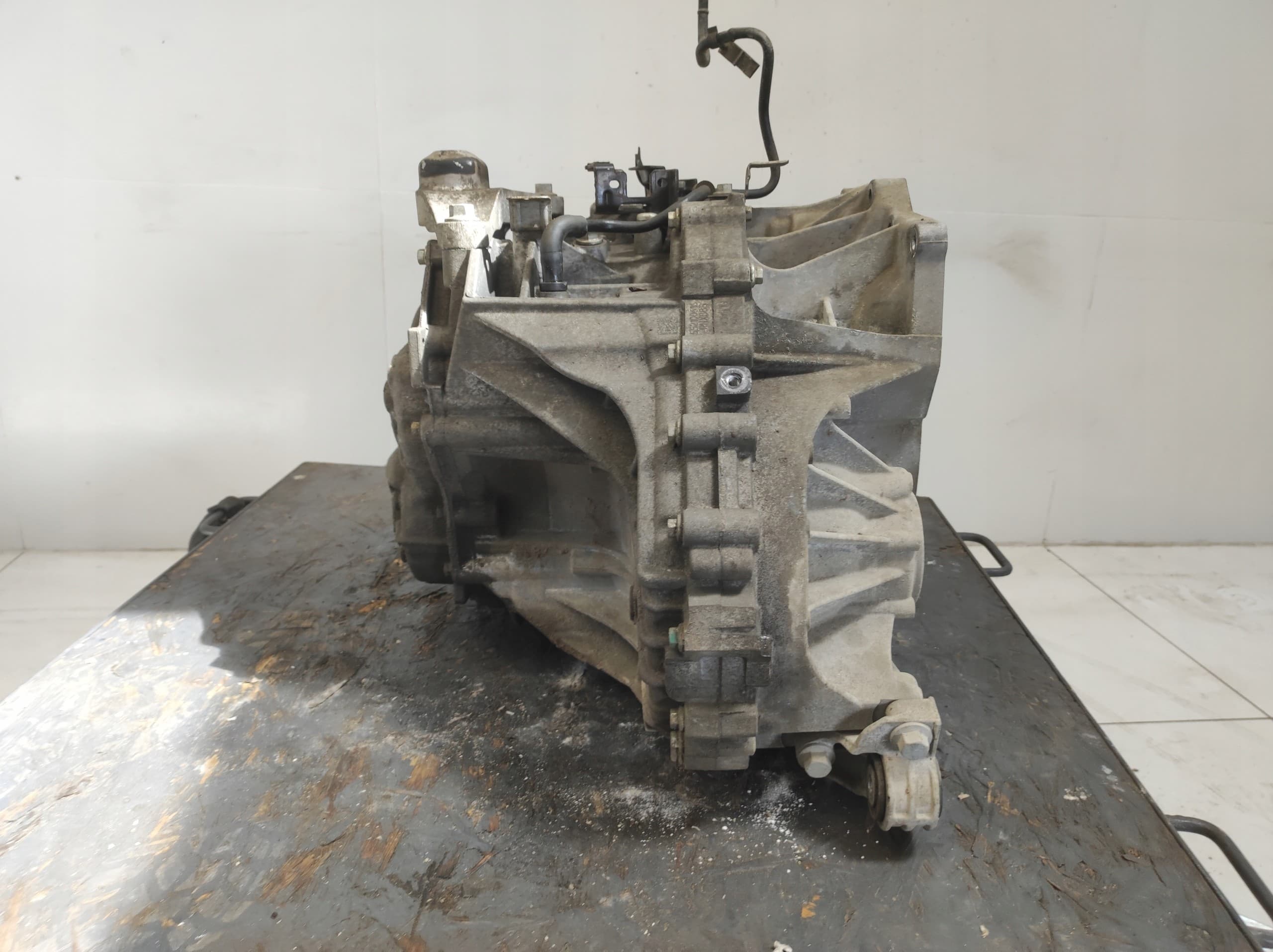 Caja de Cambios Automática Ford Connect MK2 II 1.5 Tdci usado 7