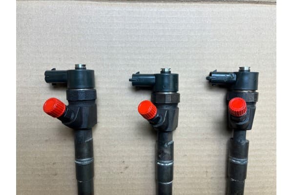 Inyector diésel CR - Bosch 0445110159 nuevo 4