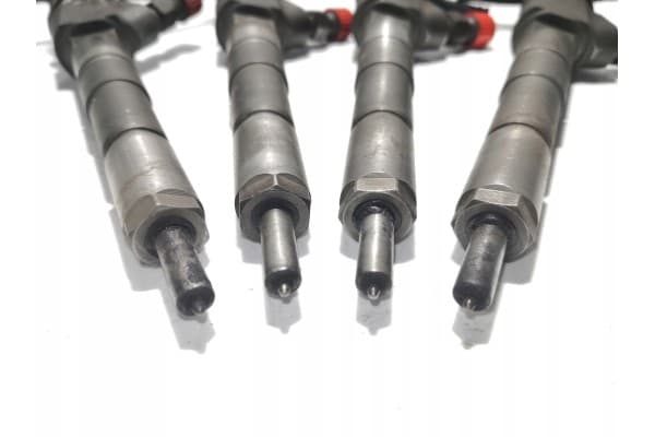 Inyector diésel CR - Bosch 0445110159 nuevo 11