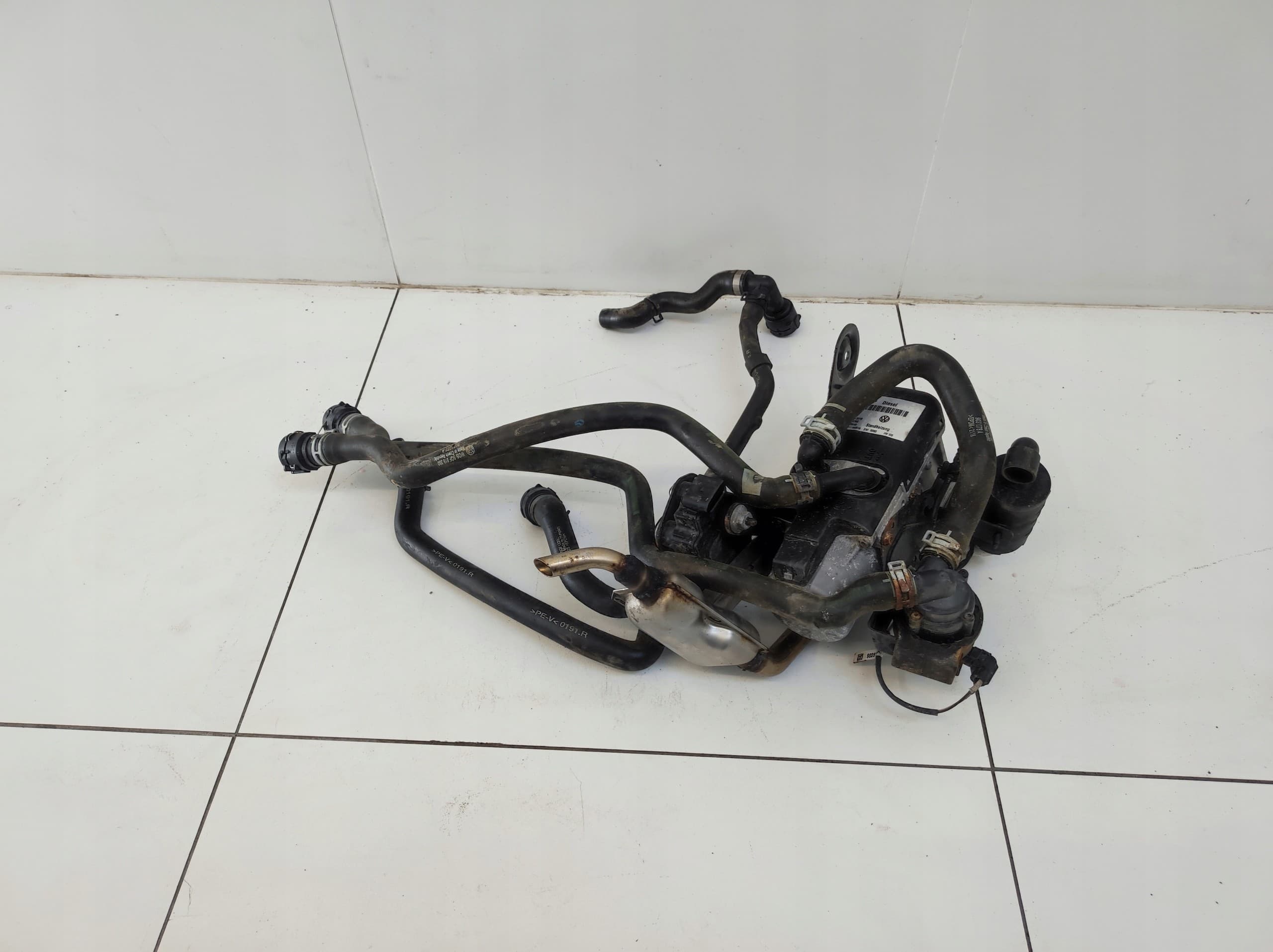 Calefactor estacionamiento Webasto VW Tiguan 5QF815005P usado
