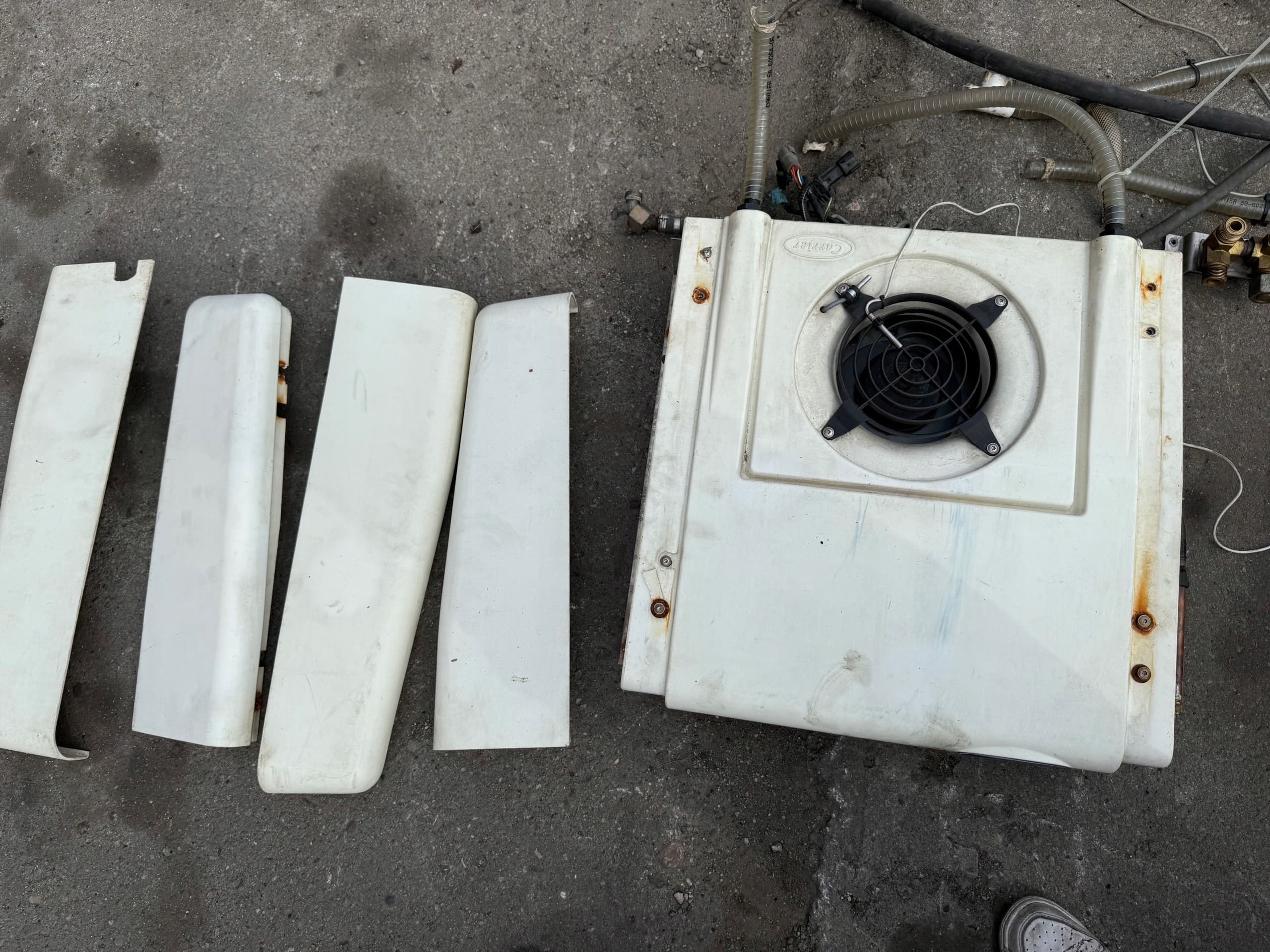 Unidad de Refrigeración Carrier Xarios 350 usado 5