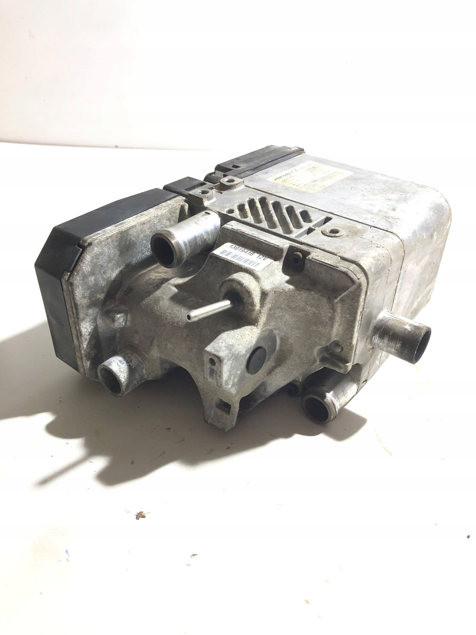 Calefactor auxiliar Audi Q7 4L 2007 (Webasto) 4L0265105J usado 9