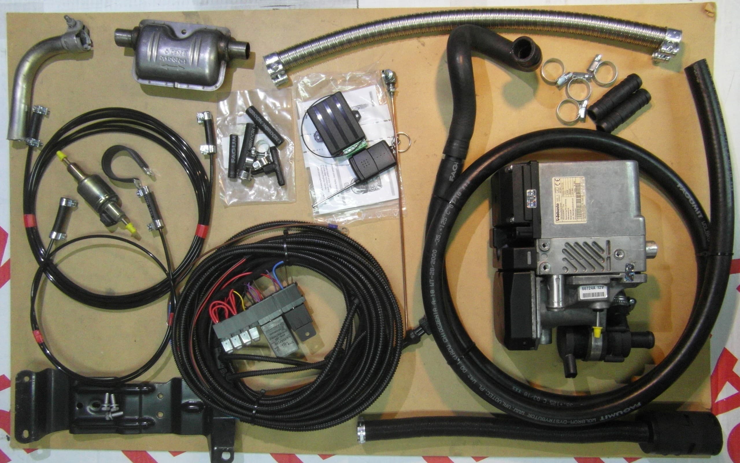 Kit Universal de Calefactor Diésel Webasto - Set Completo usado