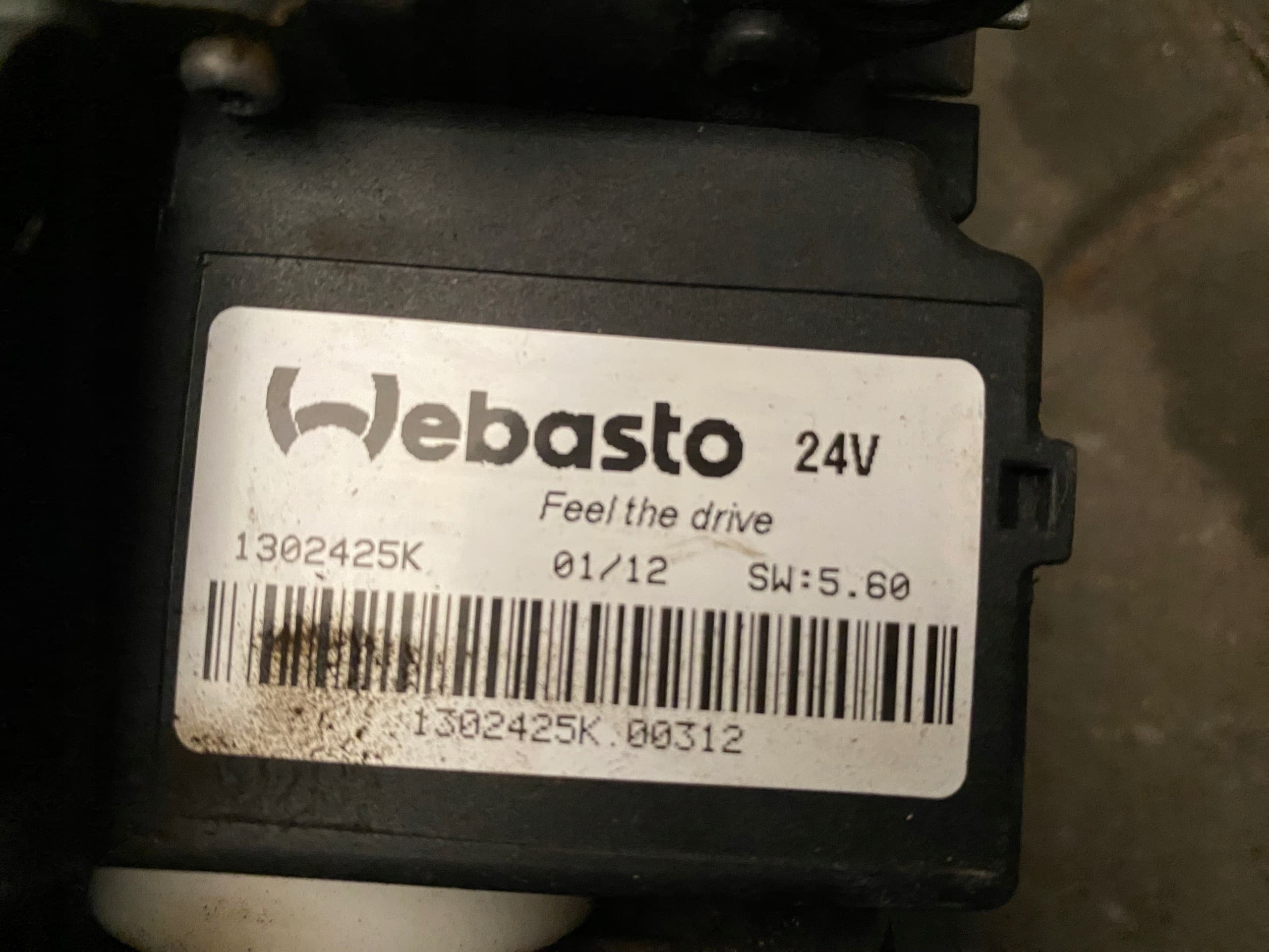 Calefactor estacionario Webasto 24V para Mercedes usado 4