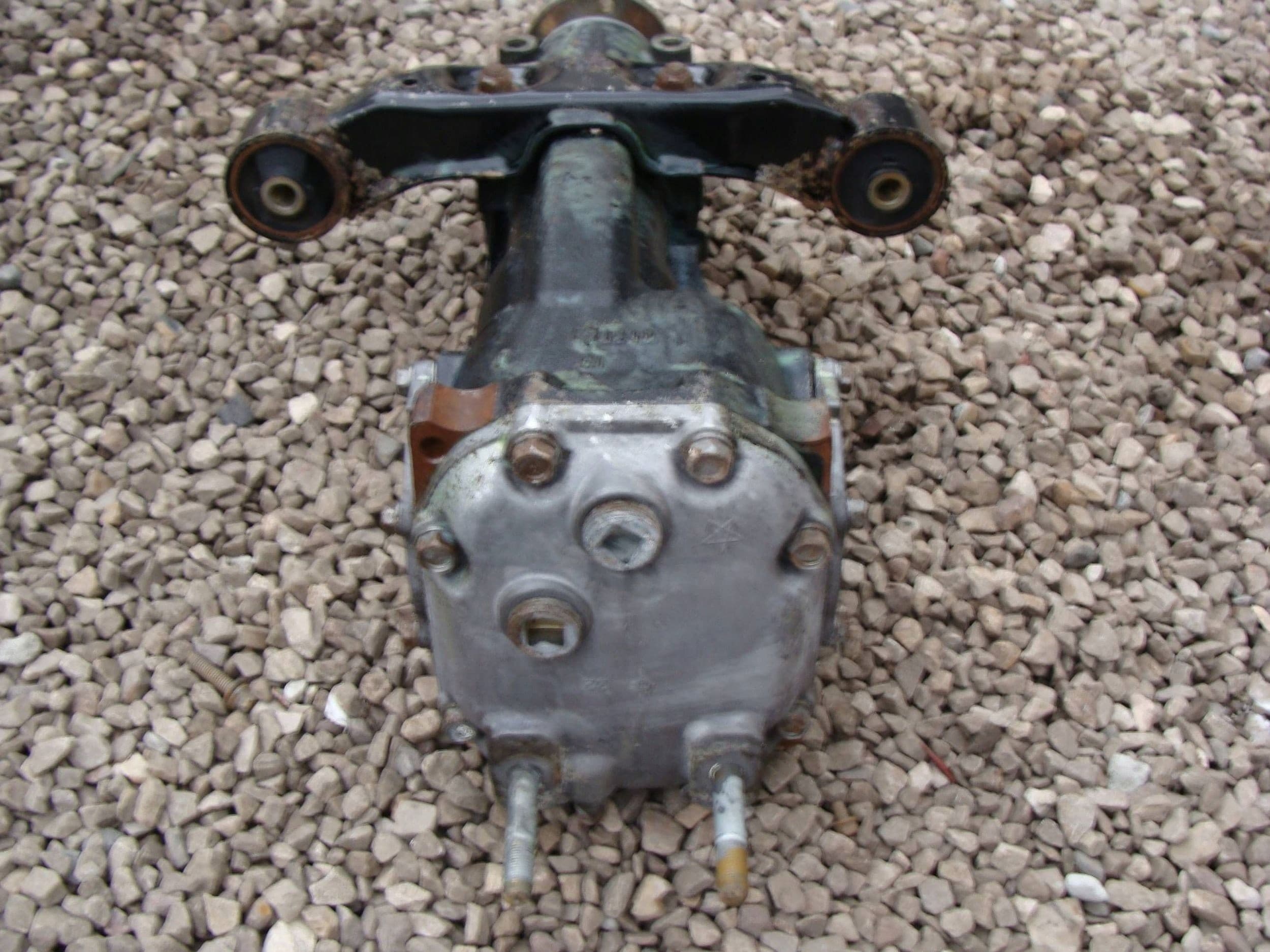 Bridge Rear Subaru XV 2.0 Diesel Boxer usado 8