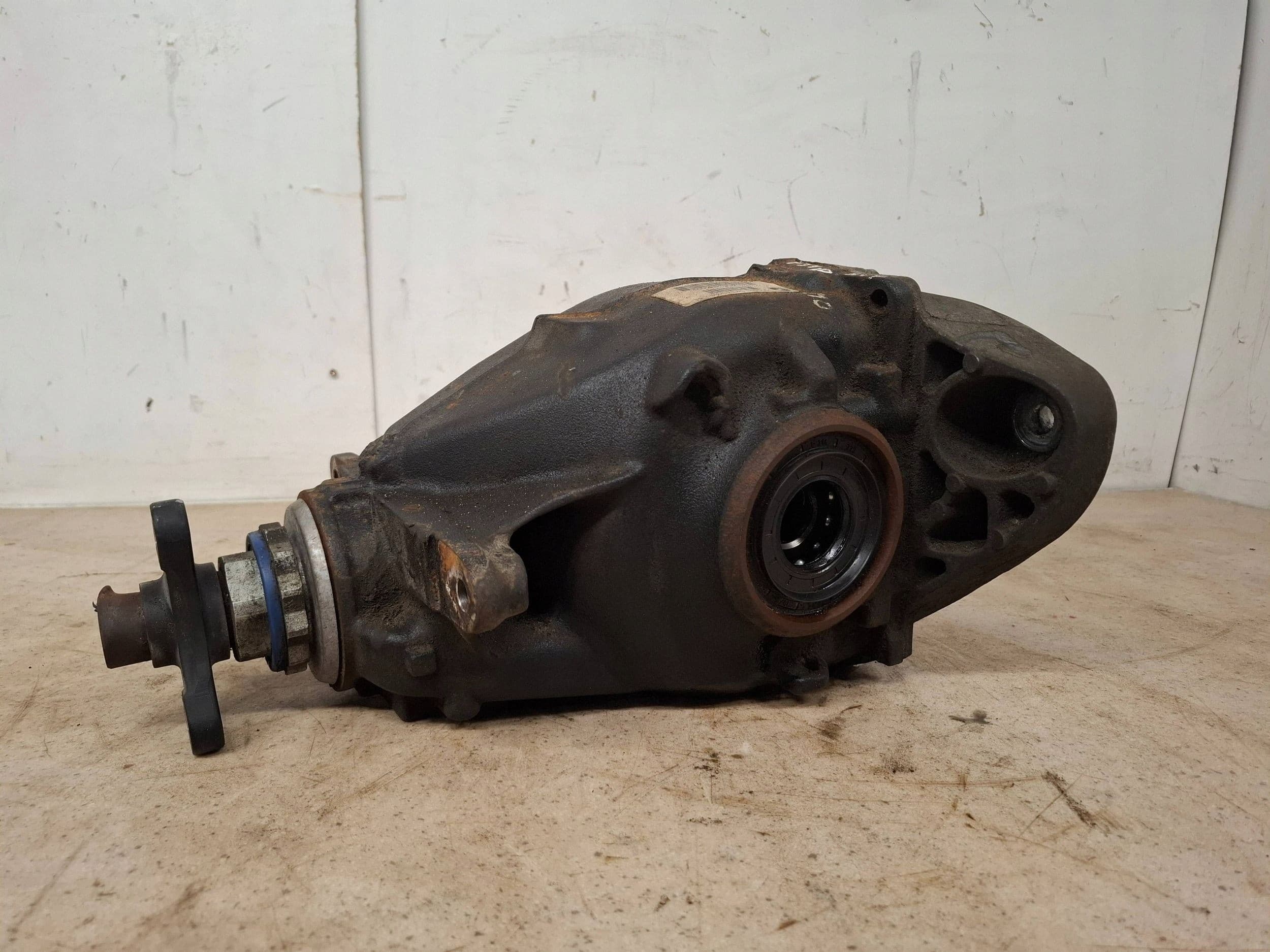Diferencial trasero BMW 3 GT F34 2017 7605589 usado 4