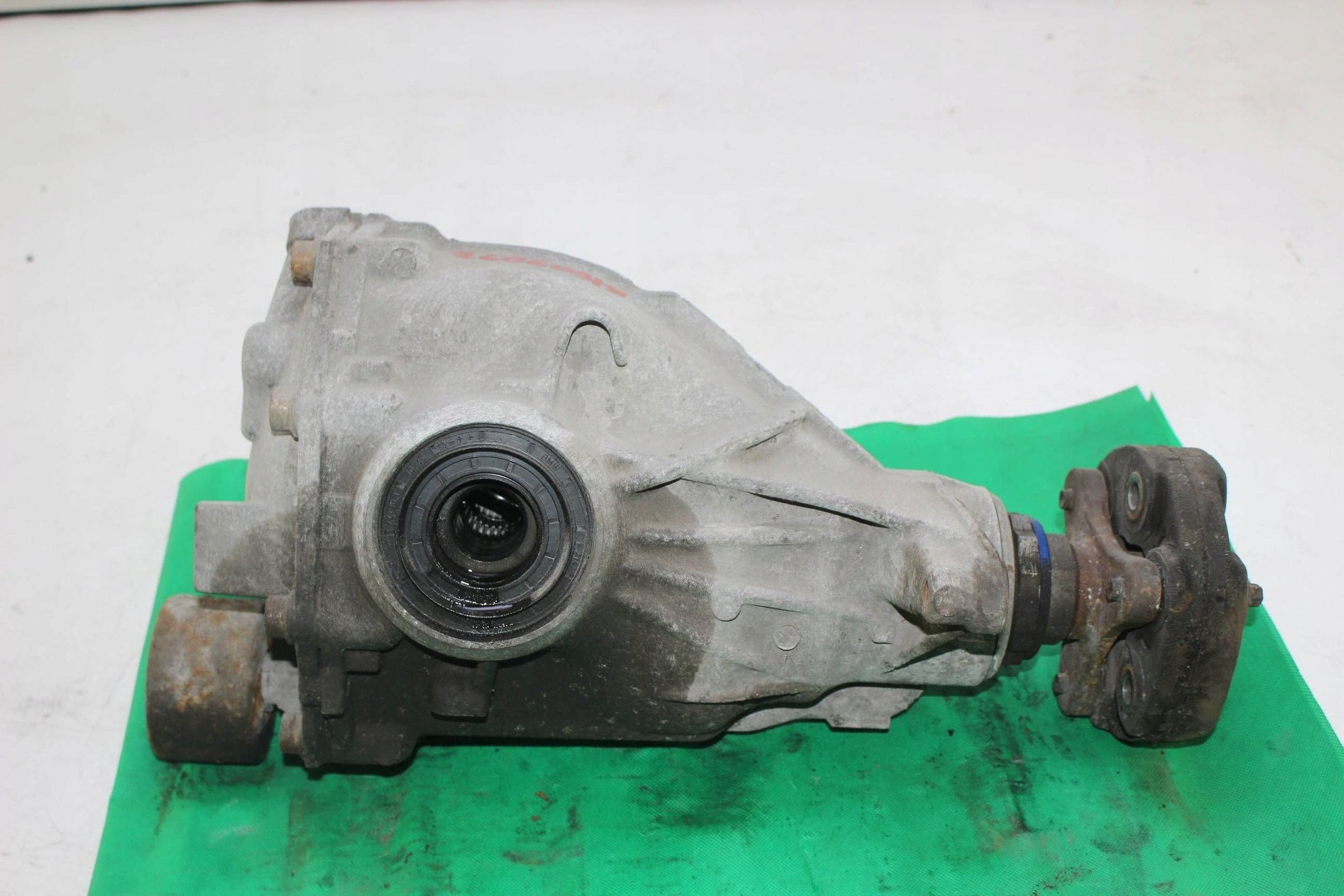 Diferencial Trasero BMW Serie 5 F10 F11 2.93 7584450 usado 3