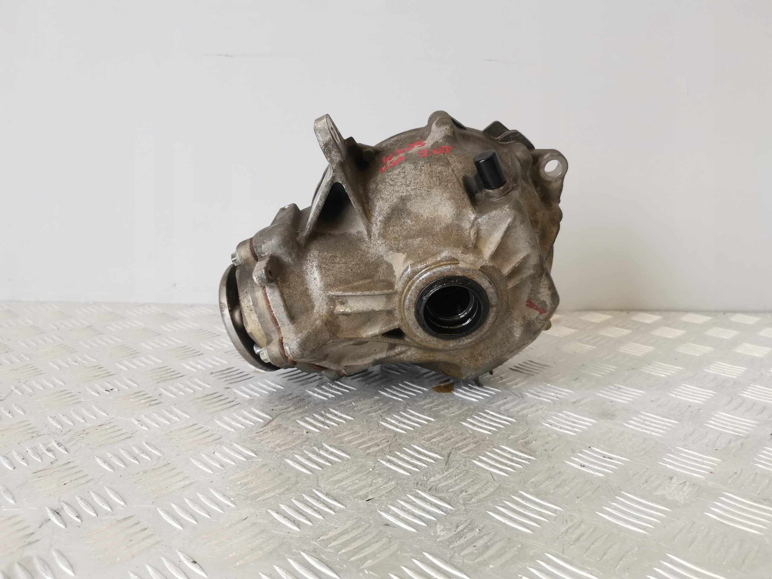 Reductor Puente Delantero Mercedes W205 300C 2.0 Turbo usado 3