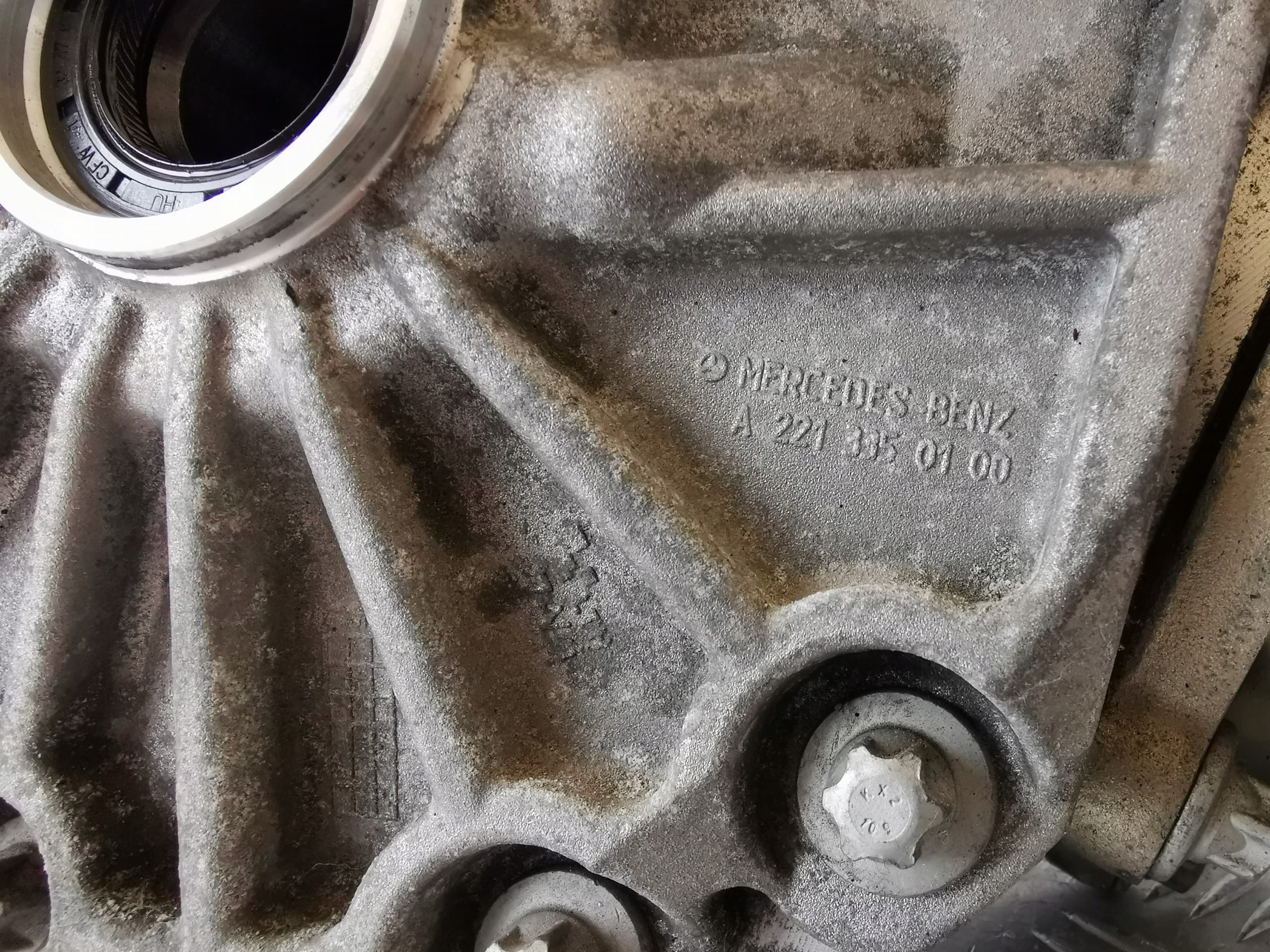 Reductor Puente Delantero Mercedes W205 300C 2.0 Turbo usado 5
