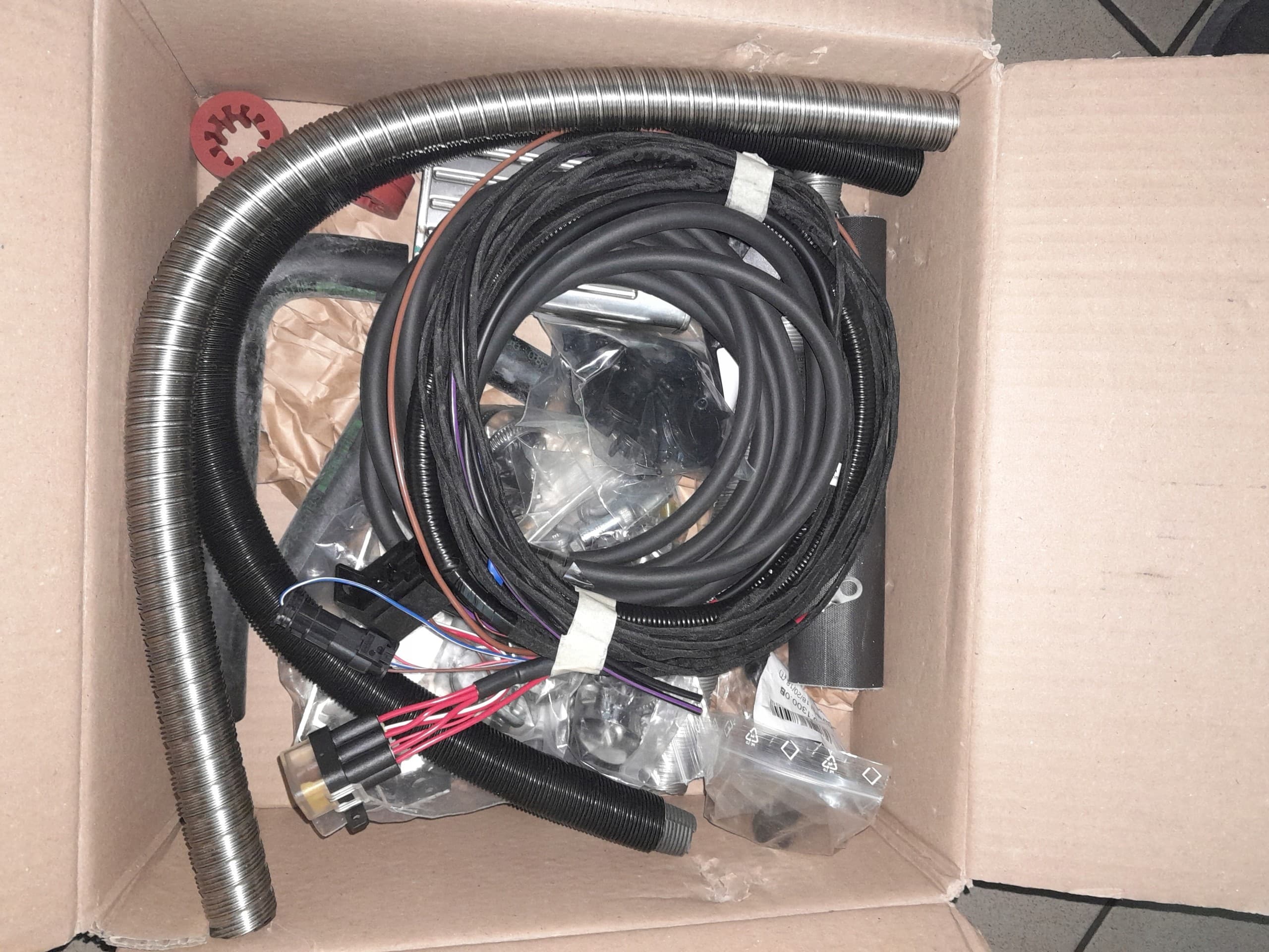 Kit de instalación Webasto para Ford Ranger 24.8000.29.0056.0A nuevo