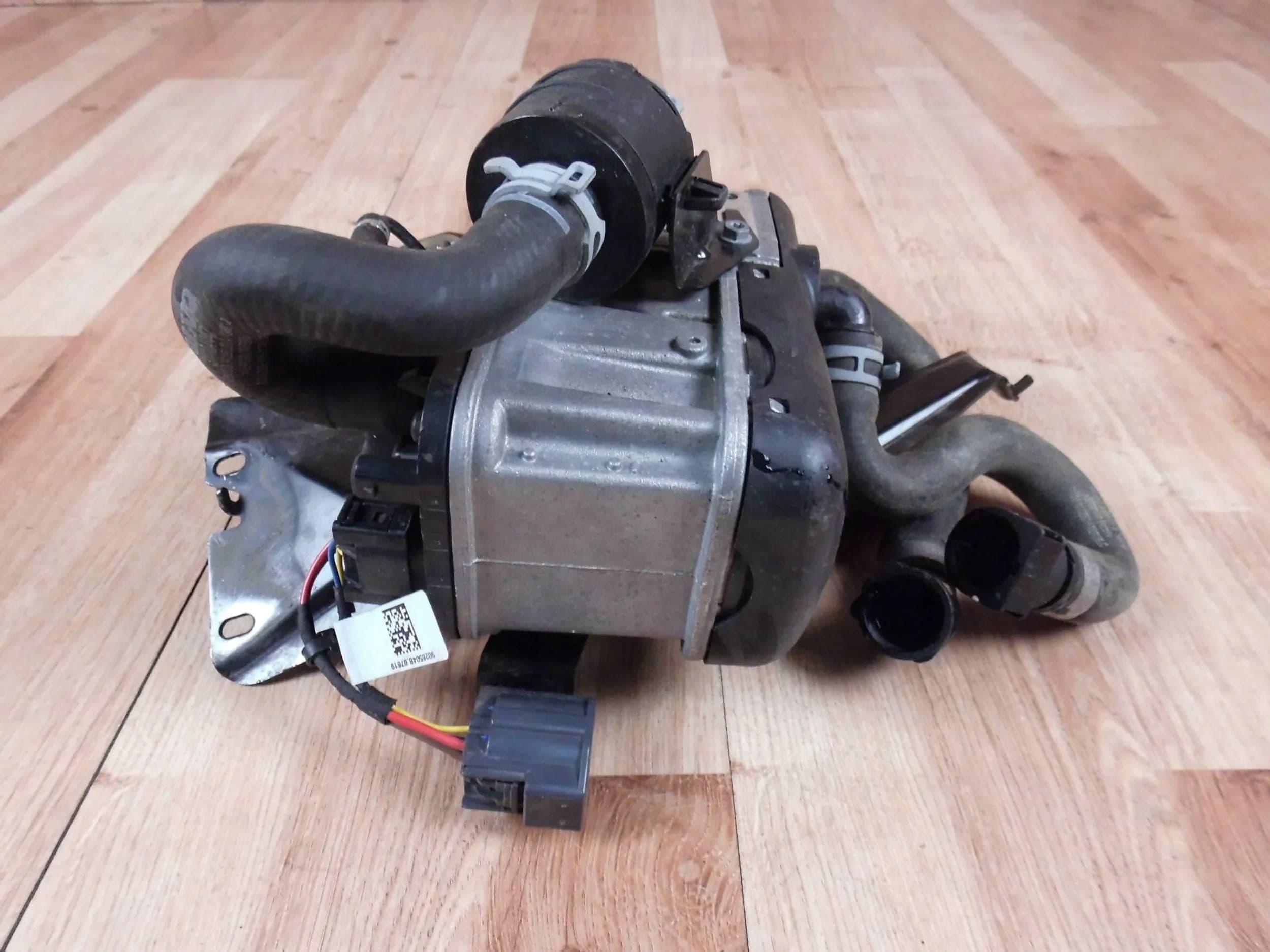Calefactor de estacionamiento Webasto para Volvo XC90 II usado 4