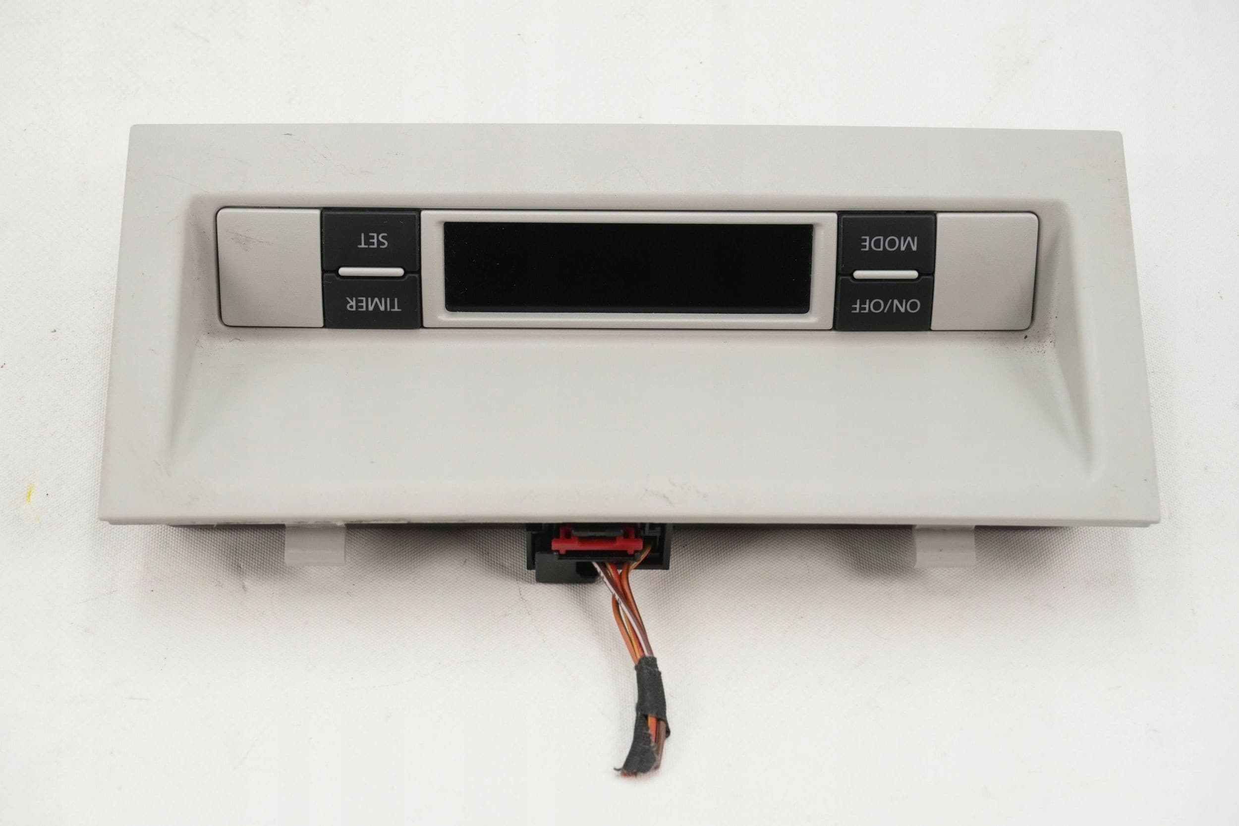 Panel de Control Webasto VW Amarok 7E5919037J usado