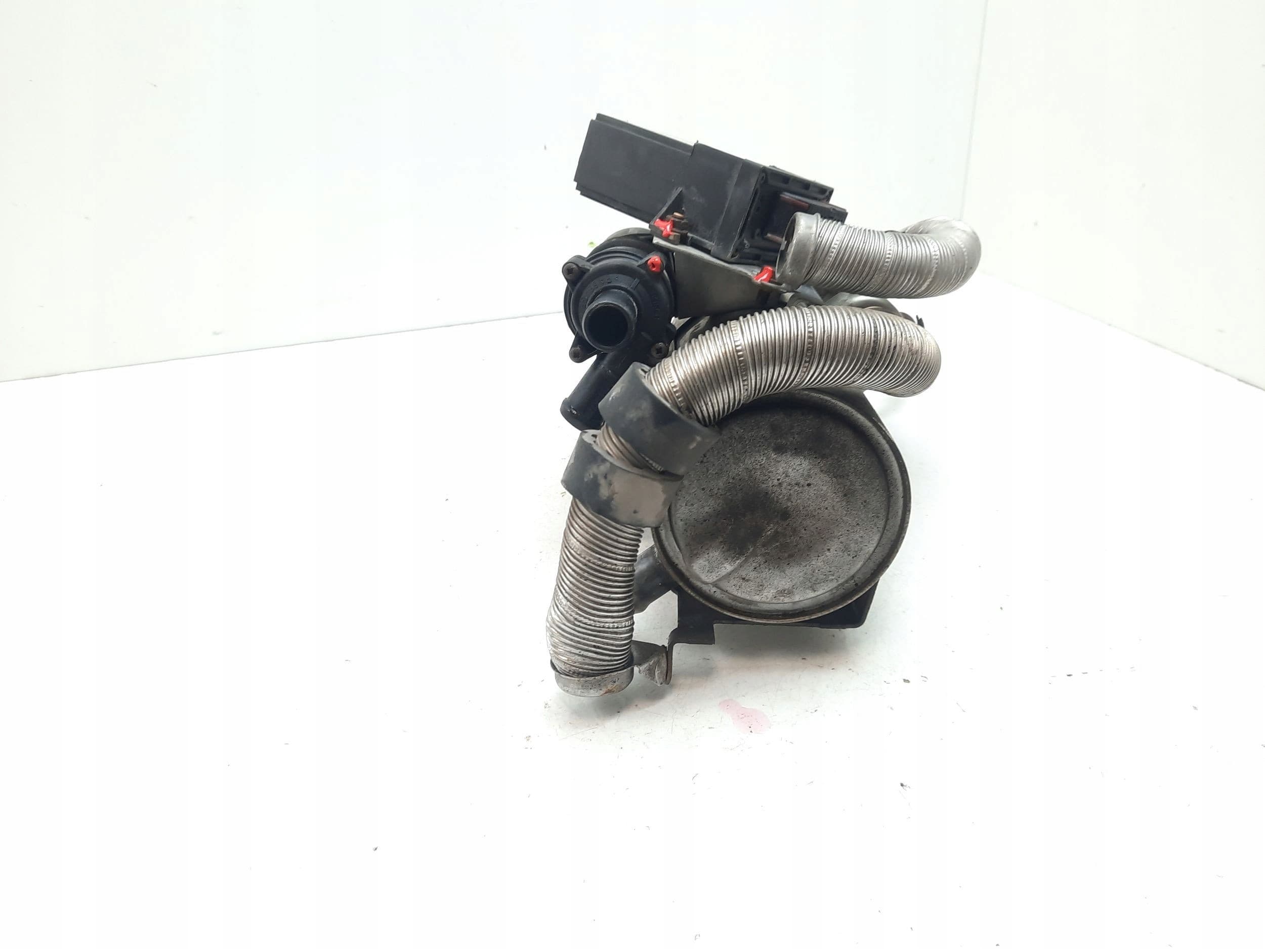 Calefactor Webasto para Volvo XC70 y 2.4 D5 30730718 usado 3