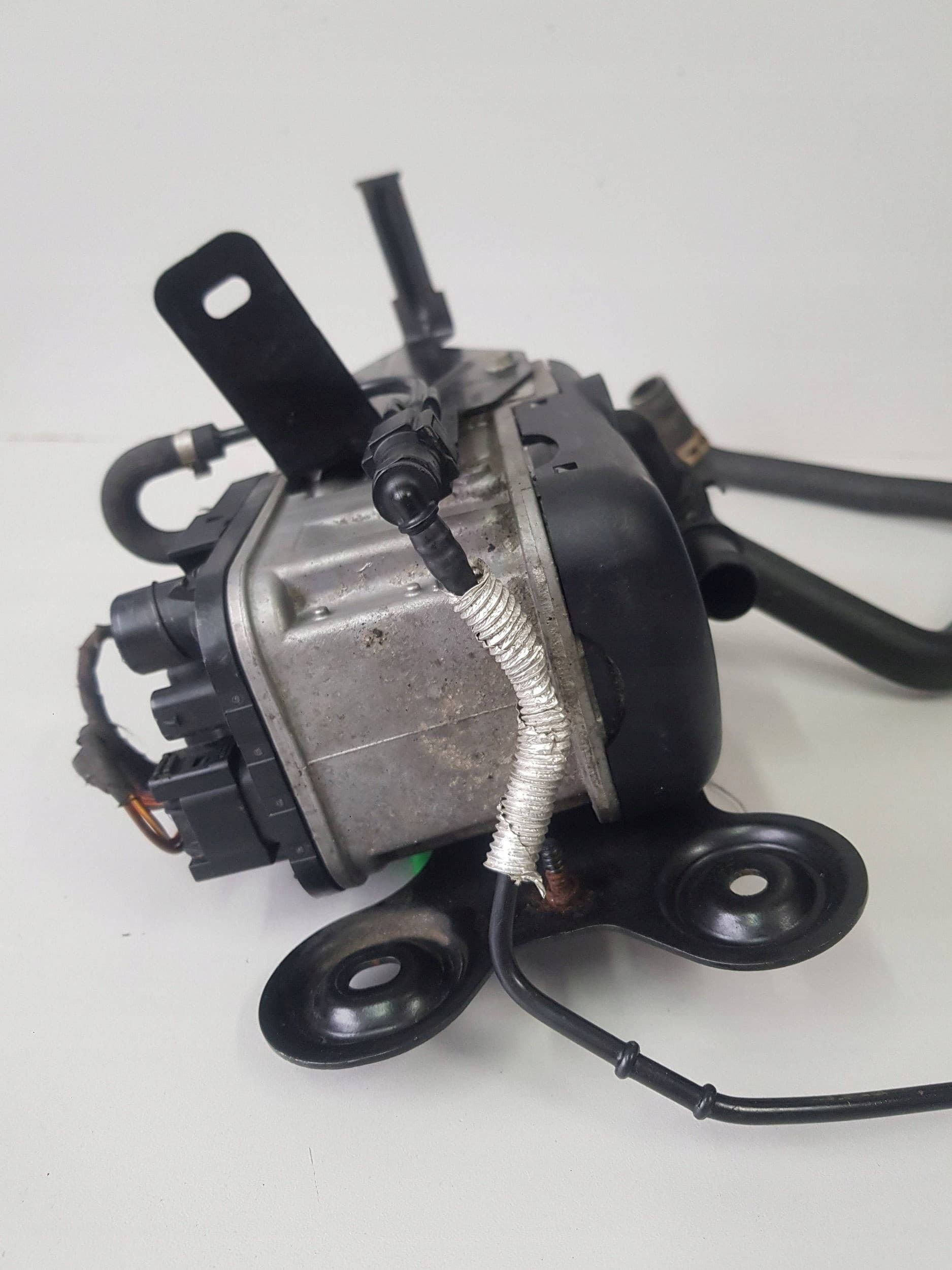 Calefactor estacionario Webasto VW Passat B8 3Q0815005E usado 6