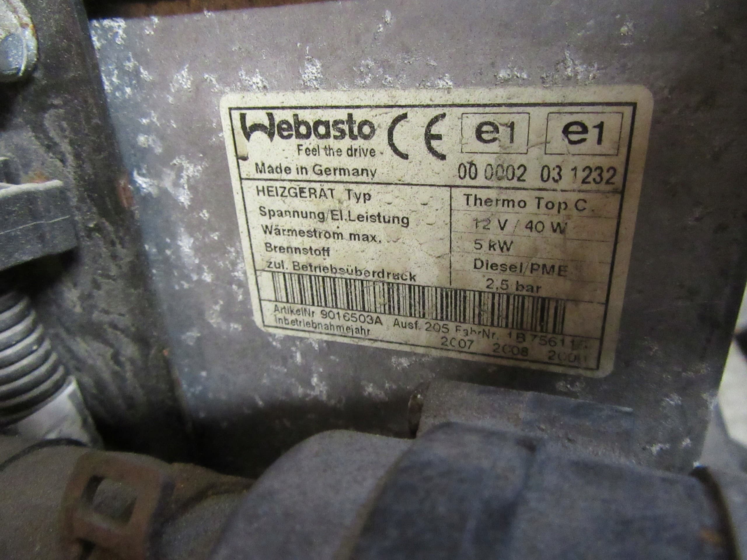 Calefactor estacionario Webasto VW T5 2.5 TDI usado 3