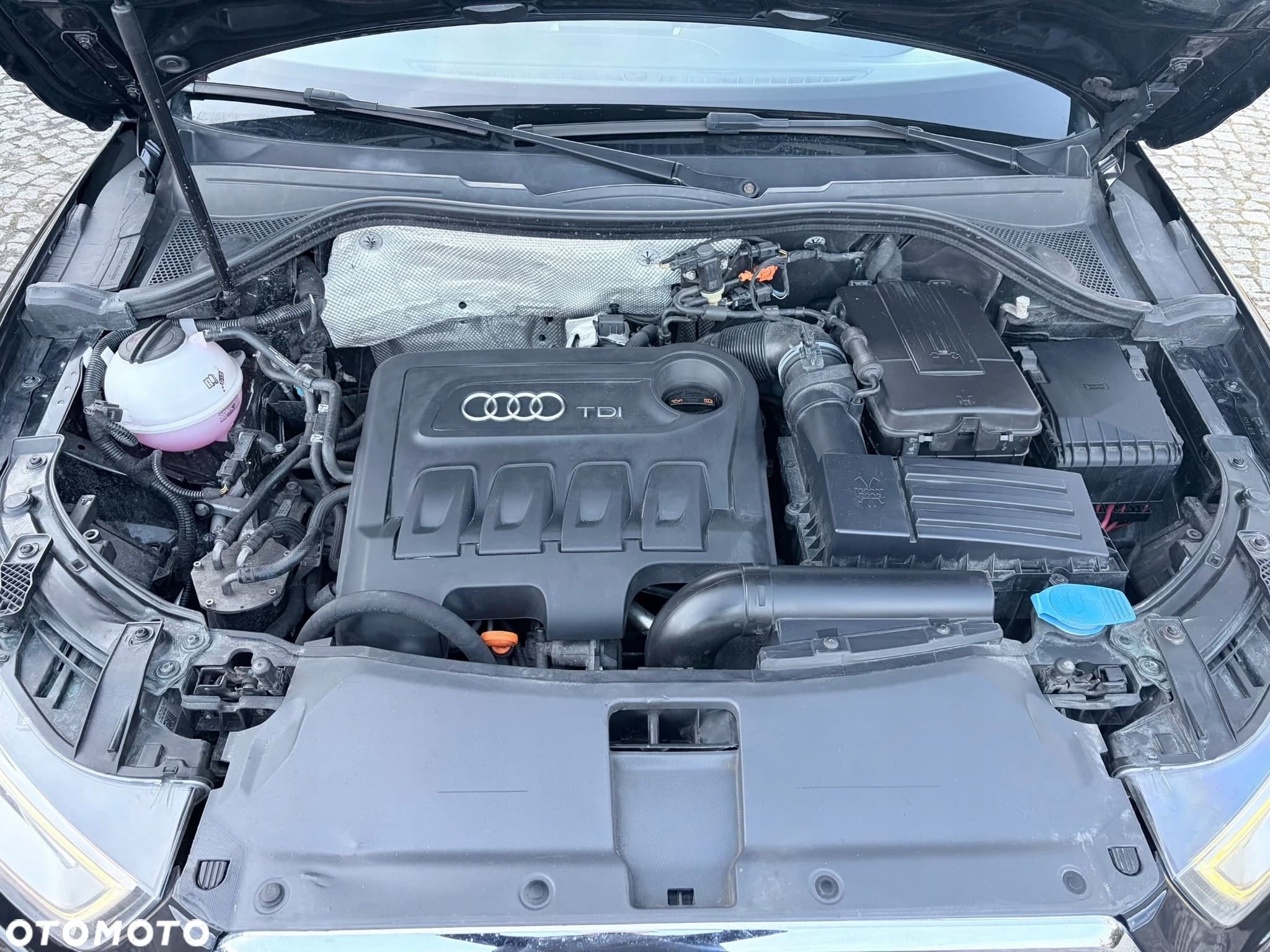 Motor Volkswagen Passat B7 2.0 TDI 170CV Cfg Completo usado