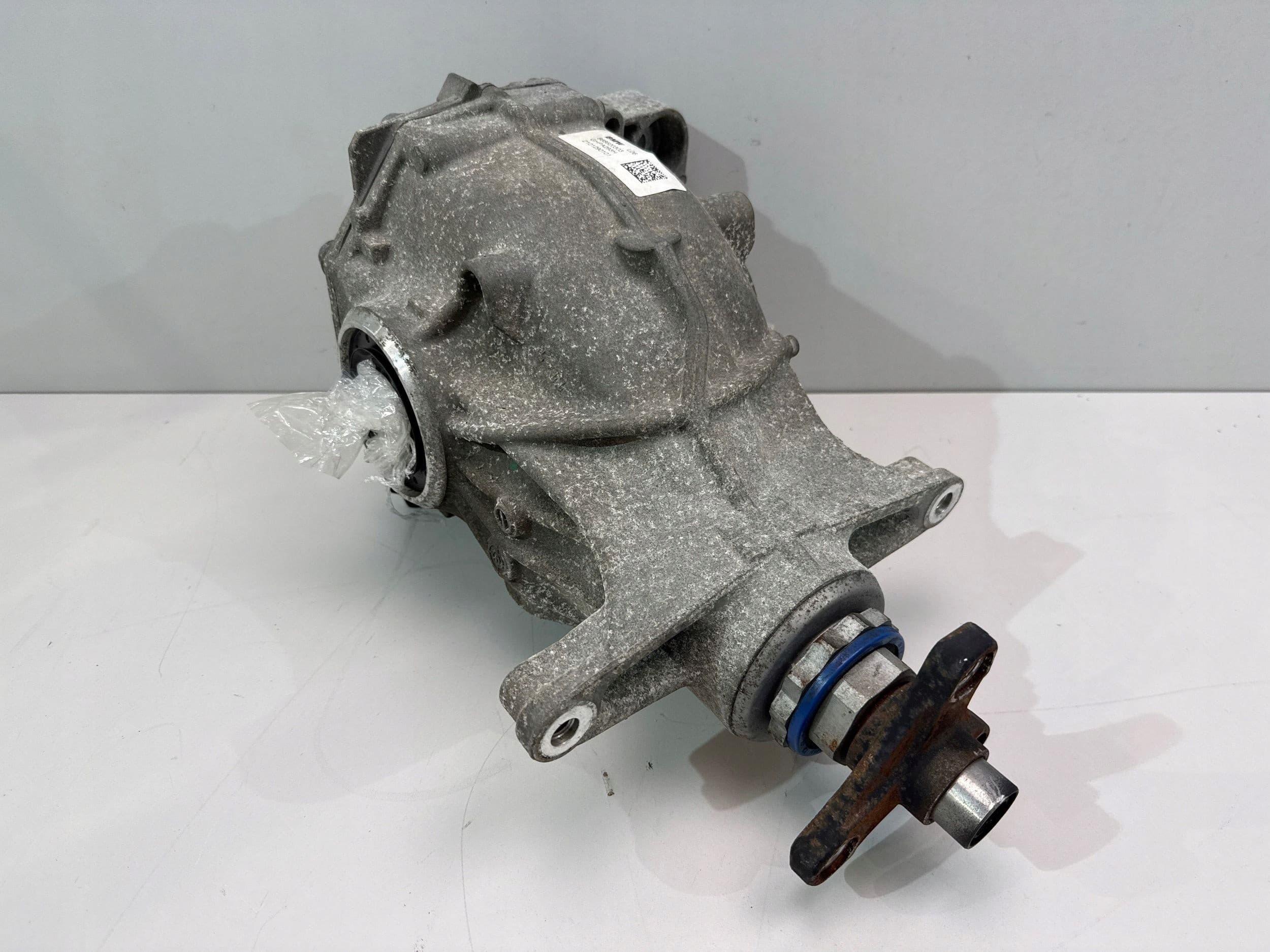 Diferencial Trasero BMW Serie 5 G30 G31 Relación 2.93 8624221 usado 3