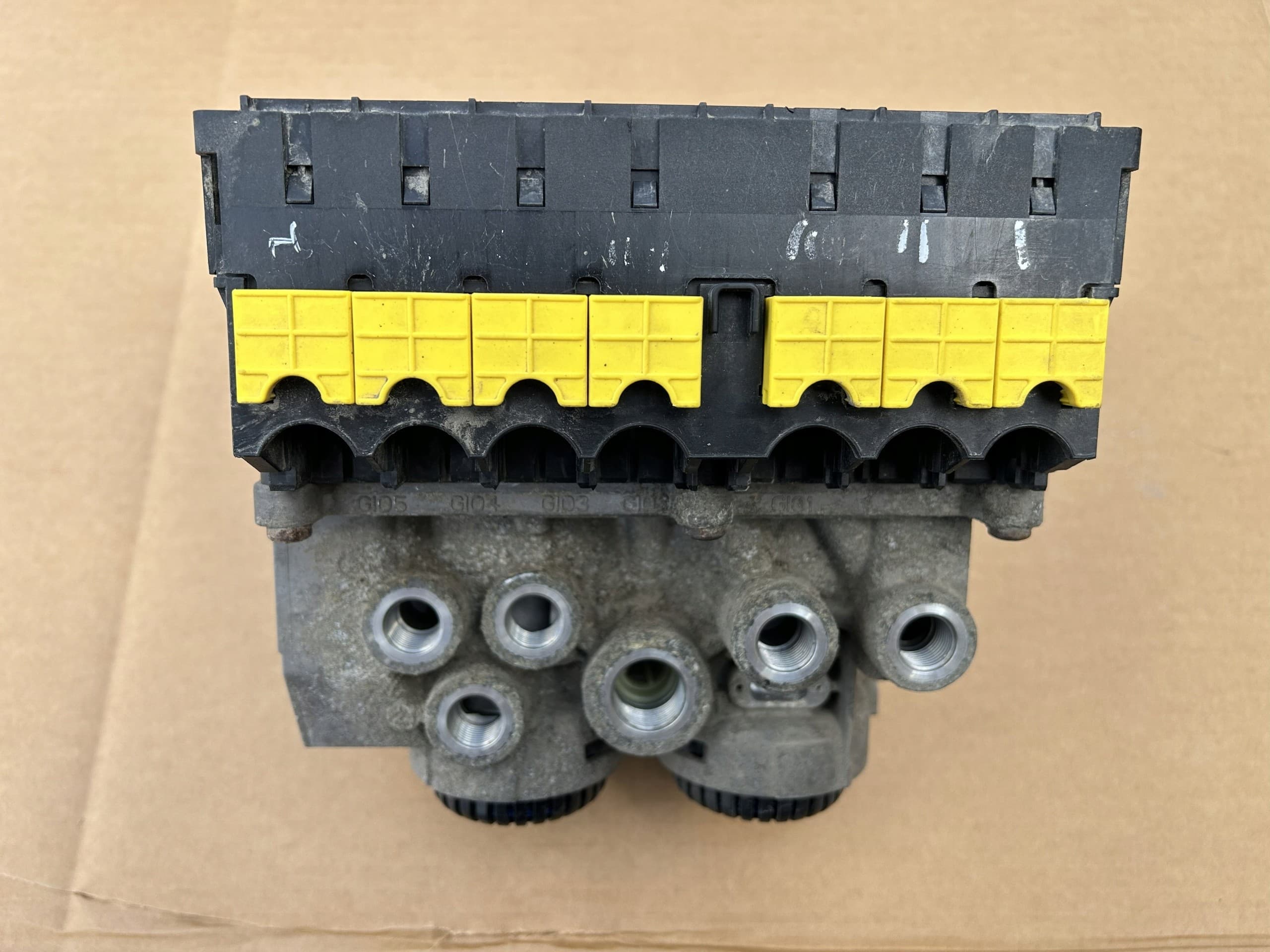 Modulador Wabco Tebs-E4 Premium para Remolque usado 2