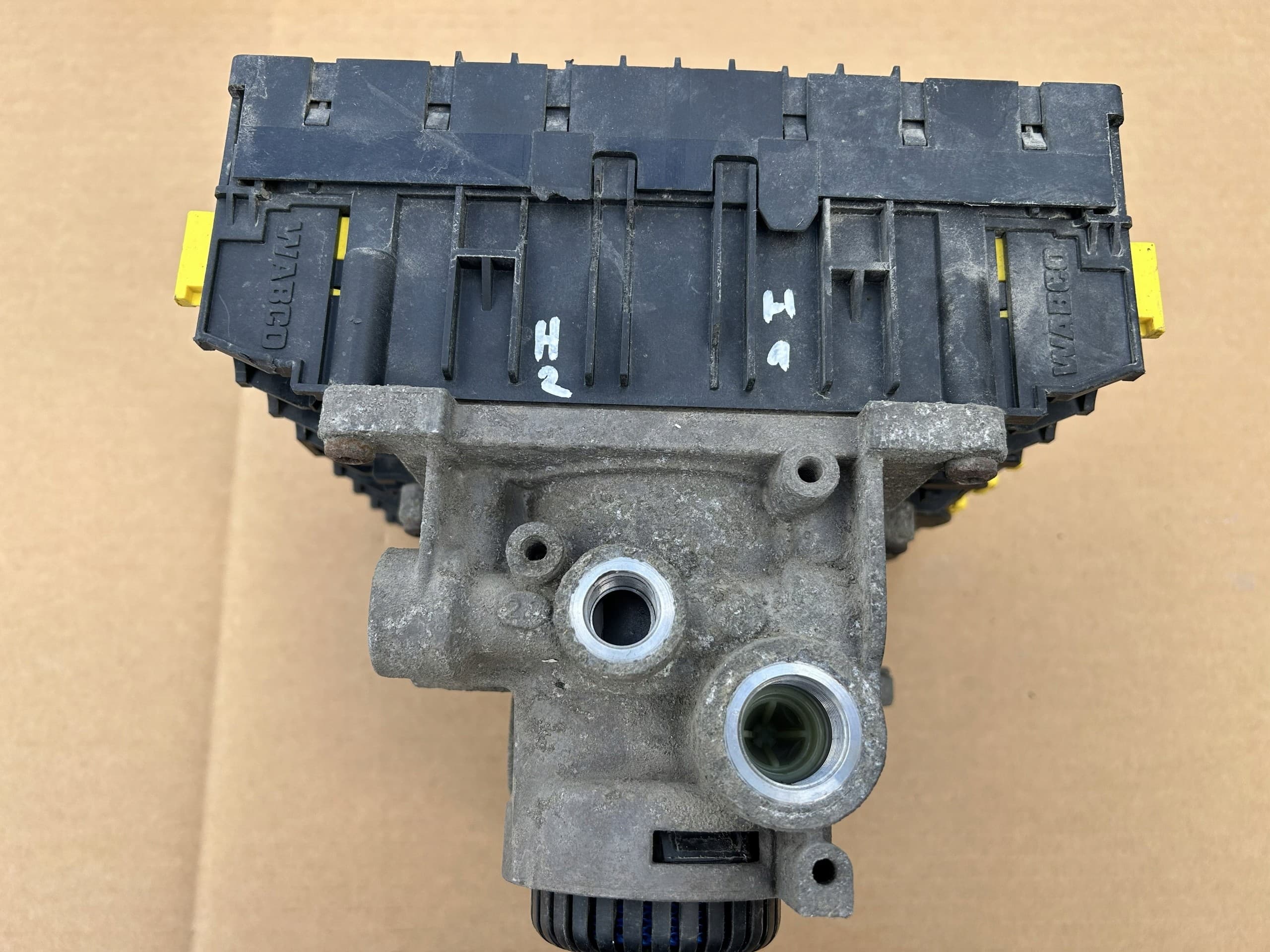 Modulador Wabco Tebs-E4 Premium para Remolque usado 4