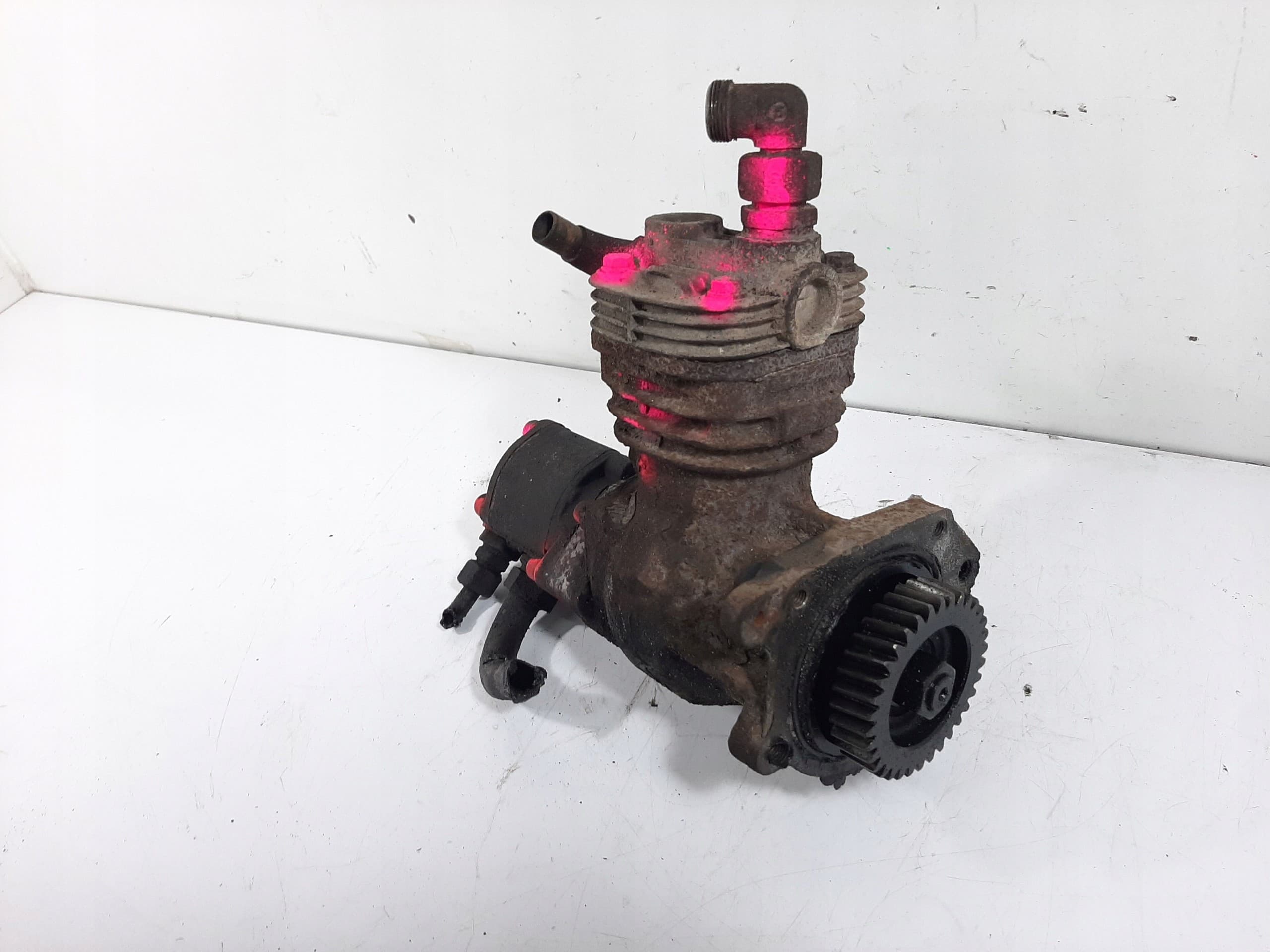 Compresor de Aire Renault Midlum DCI 2006 usado 2