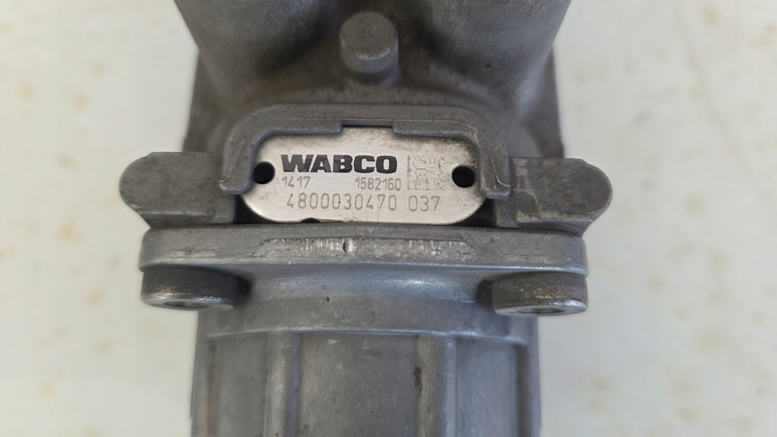 Válvula principal de freno Daf XF 106 4800030470 Wabco nuevo 4