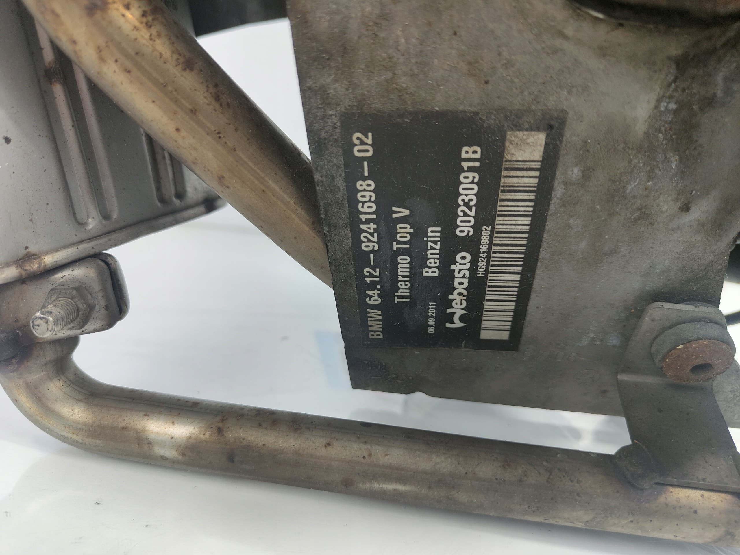 Calefactor estacionario Webasto BMW F10 F11 9241698 usado 10