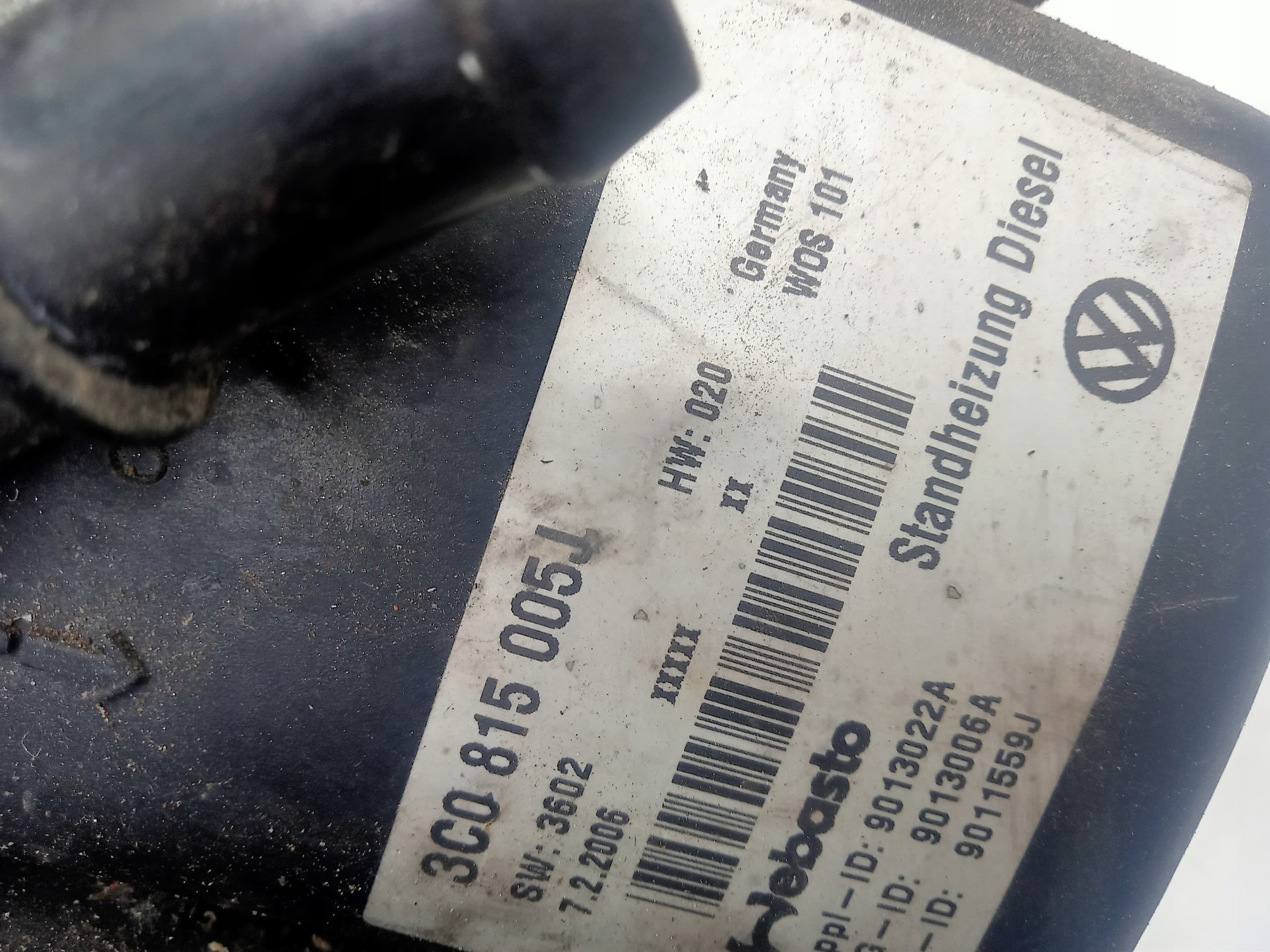 Calefactor estacionario Webasto VW Passat B6 3C0815005J usado 4