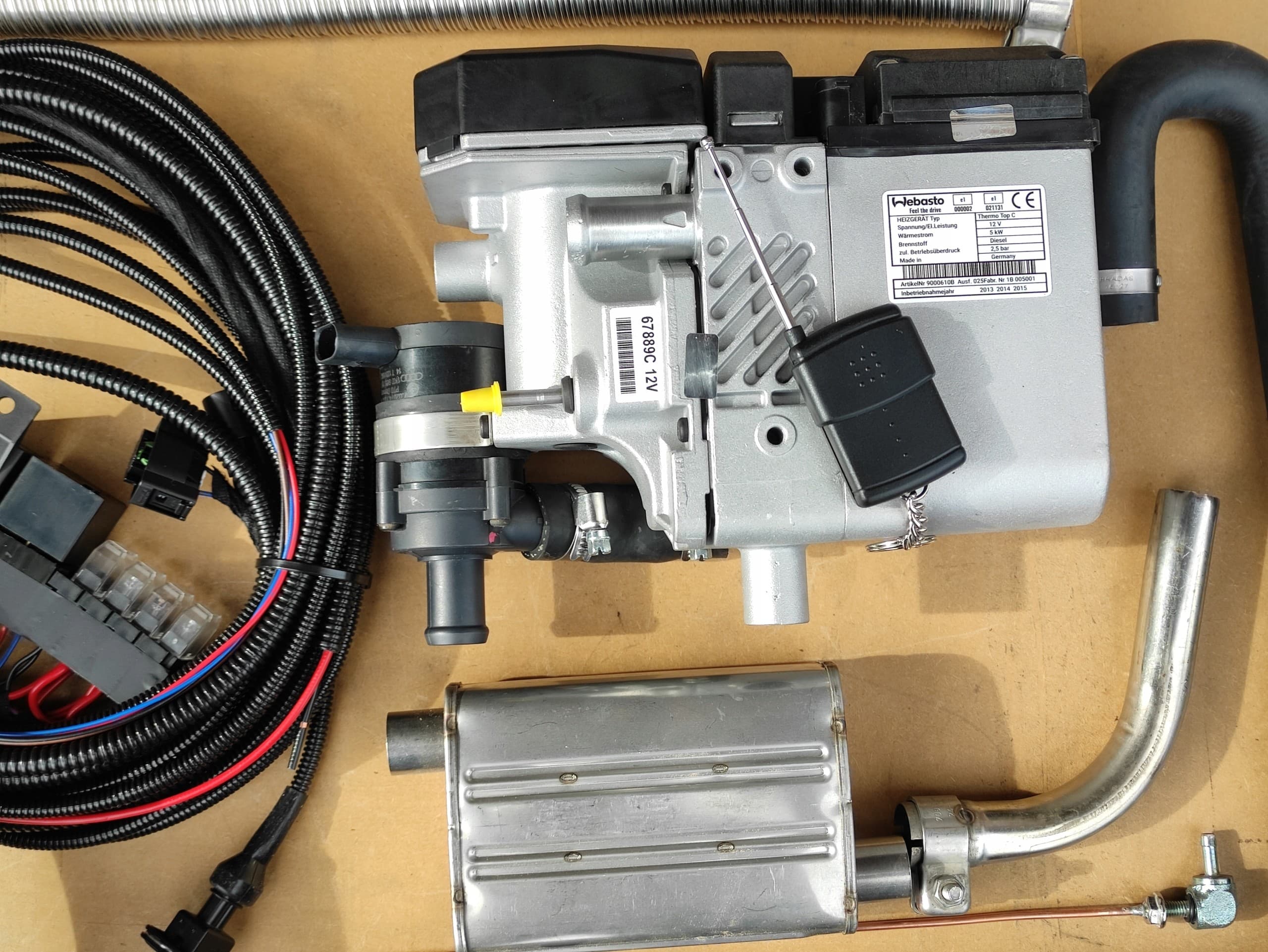 Kit Universal Calefactor Webasto Diésel 5KW usado 2