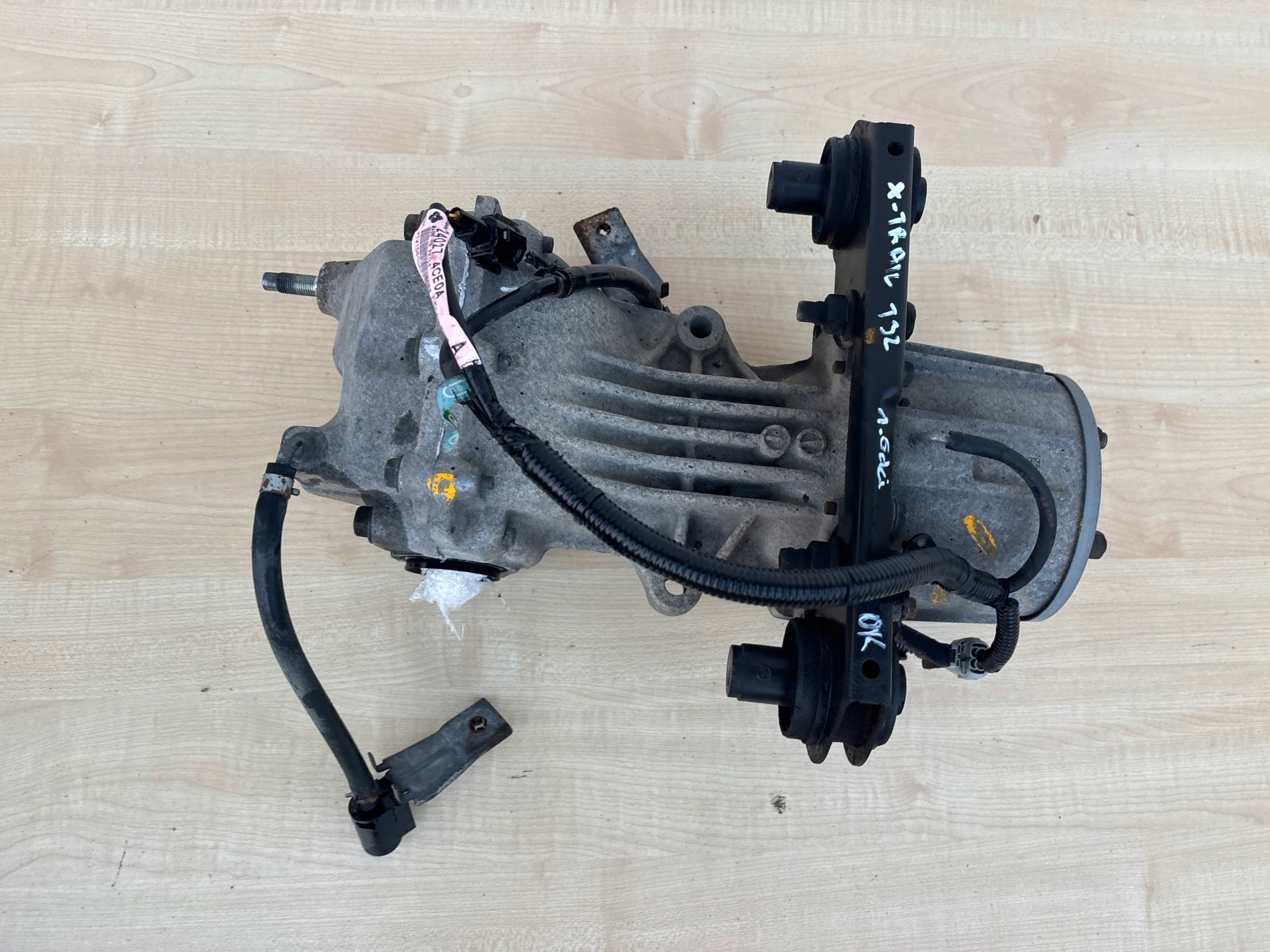 Diferencial Puente Nissan X-Trail 1.6DCI 240274CE0A usado 7