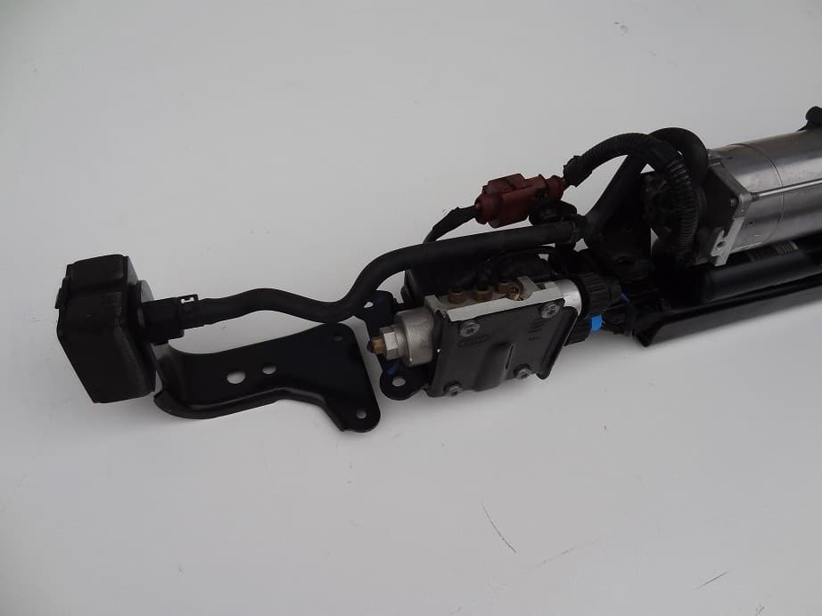 Compresor de Suspensión 4S0616007E para Lamborghini Huracán usado 7