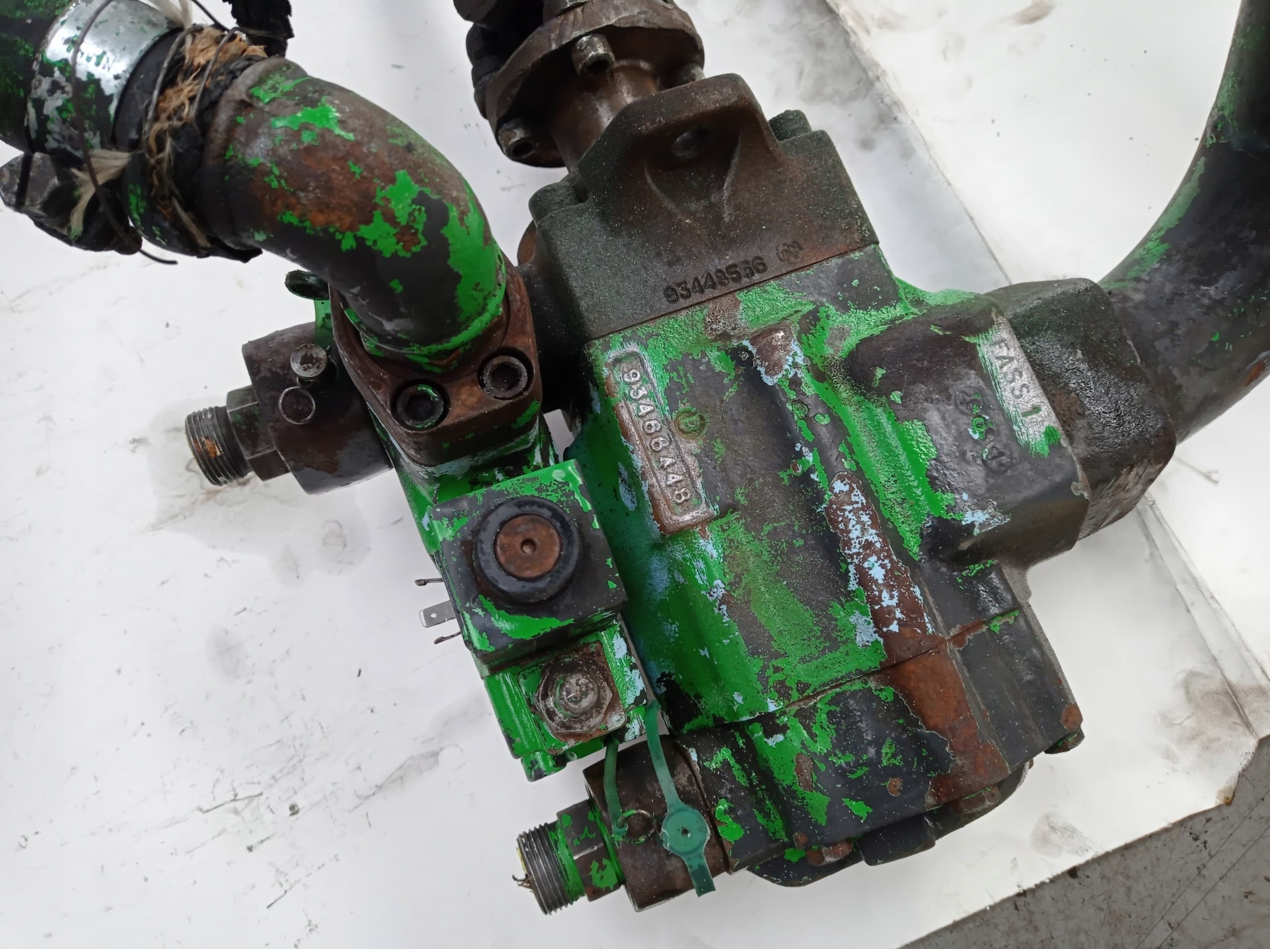 Bomba Hidráulica Denison T6CCW B28 X08 XL02 C1W1 usado 2