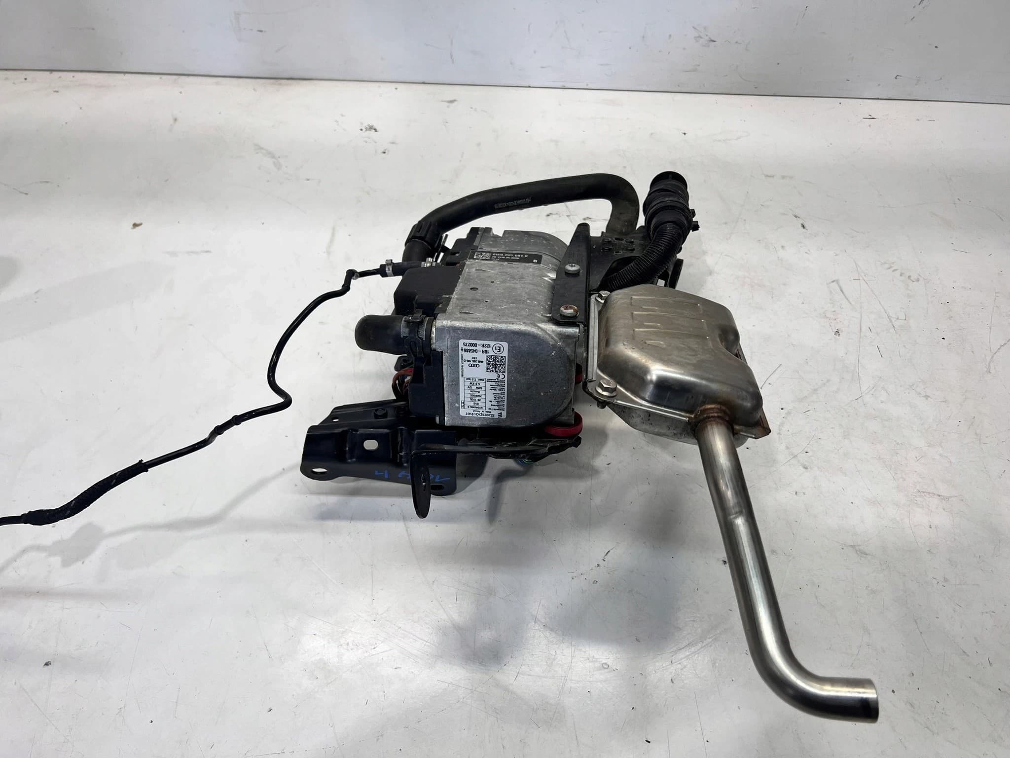 Calefactor Webasto Audi A4 B9 A5 8W0265081K usado 5