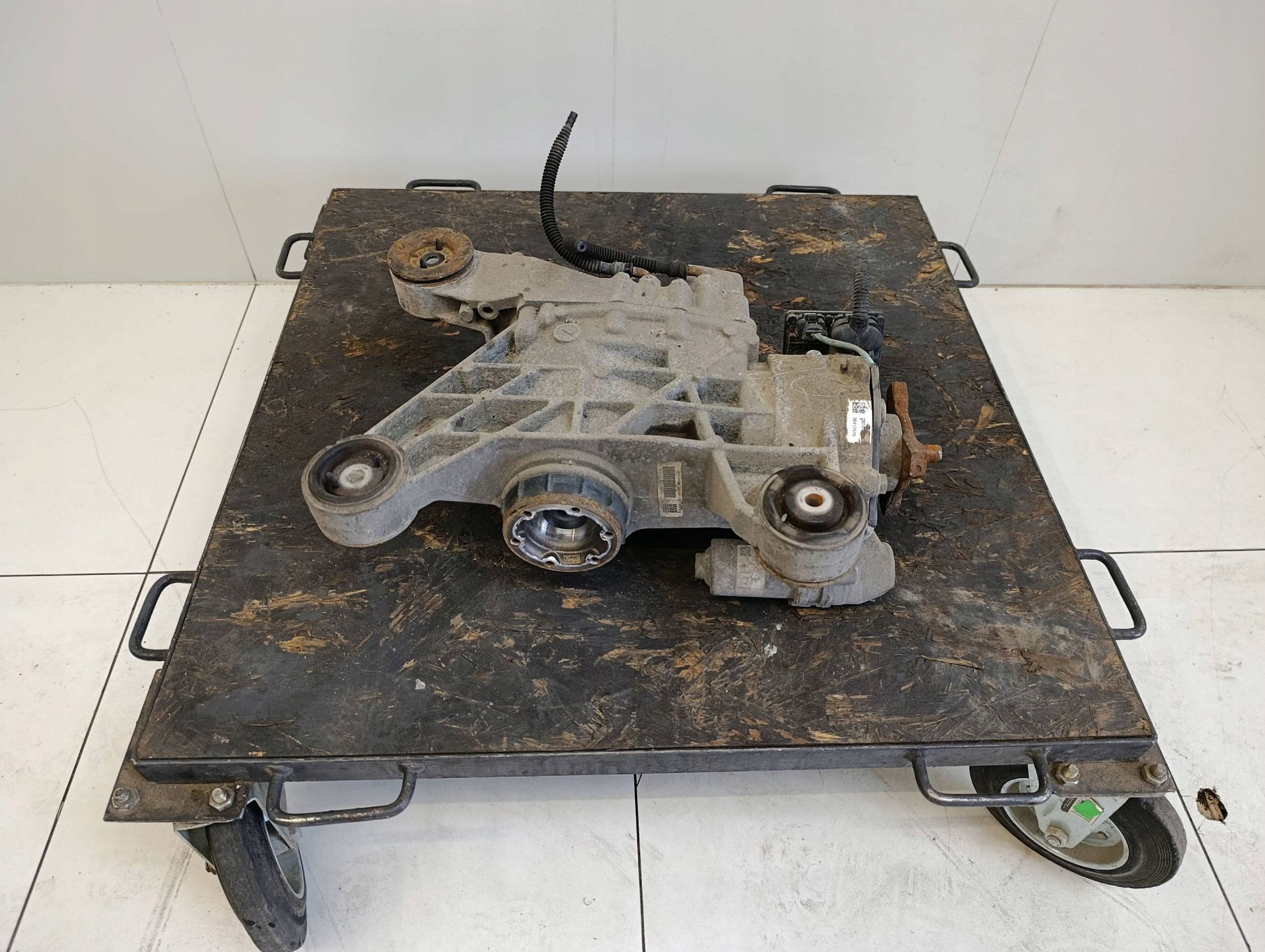 Puente diferencial trasero VW Tiguan II 2 5na 2.0 TDI 4motion usado