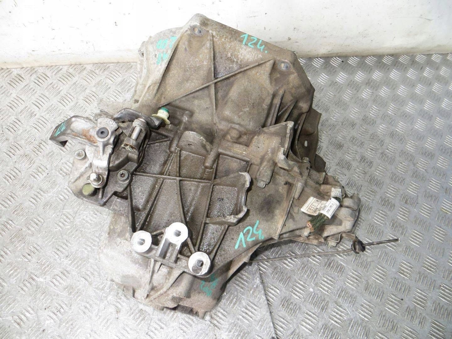 Caja de Cambios Manual BMW X1 F48 2.0D 8635912 usado 9