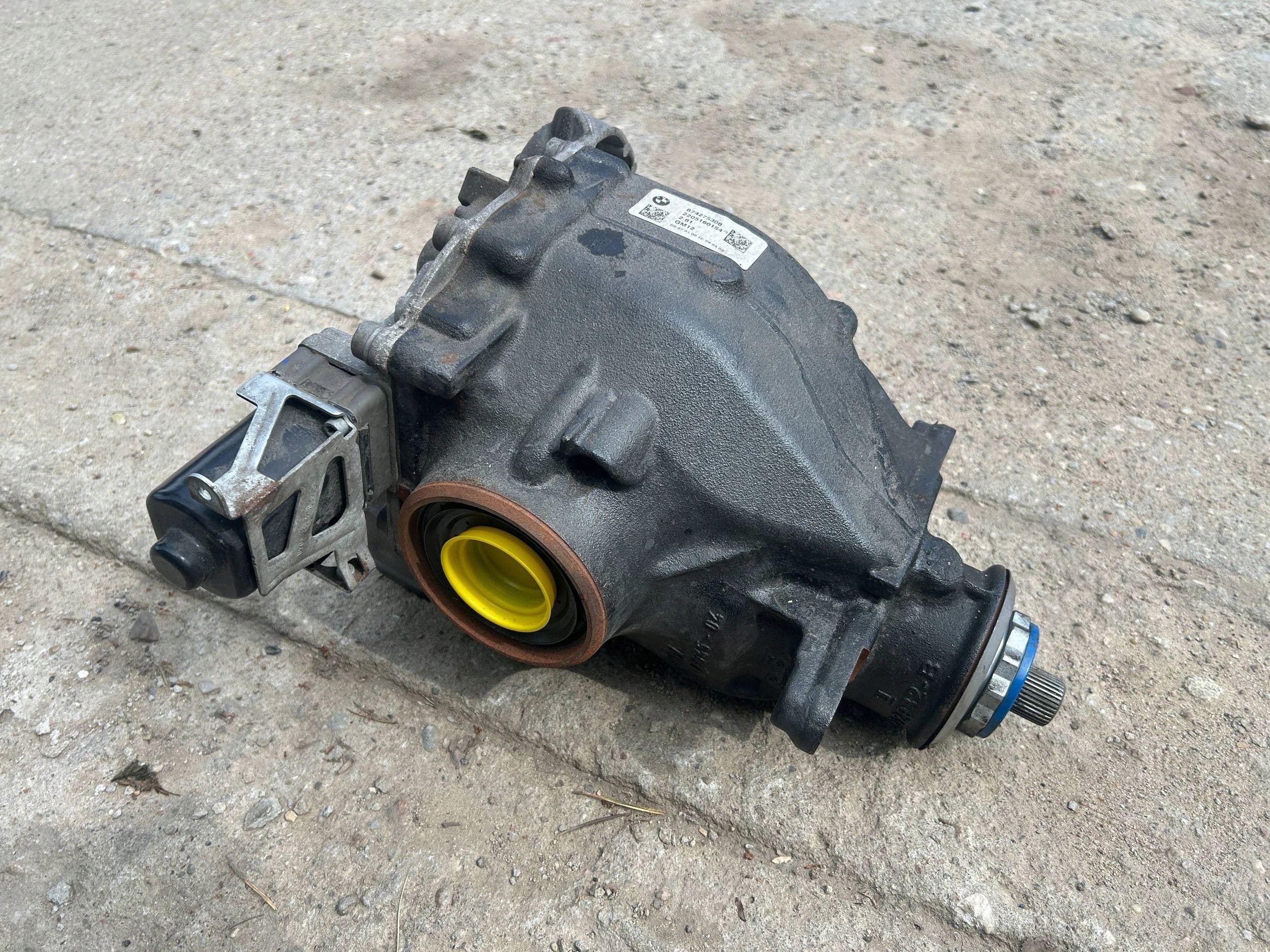 Diferencial Trasero BMW G20 M340i 8742753 Relación 2.81 usado 3