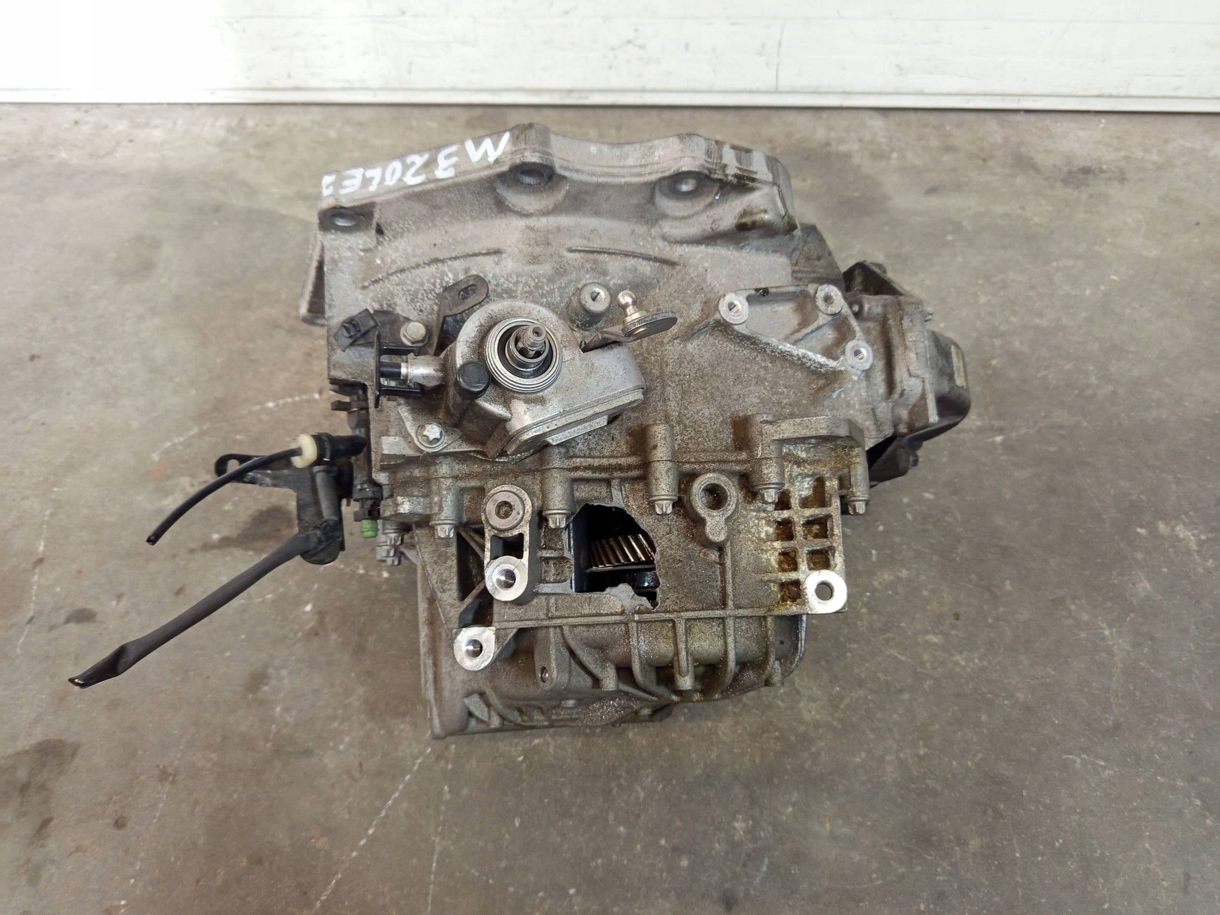 Caja de Cambios Manual Opel Astra K 1.4 Turbo M320LE2 usado 4