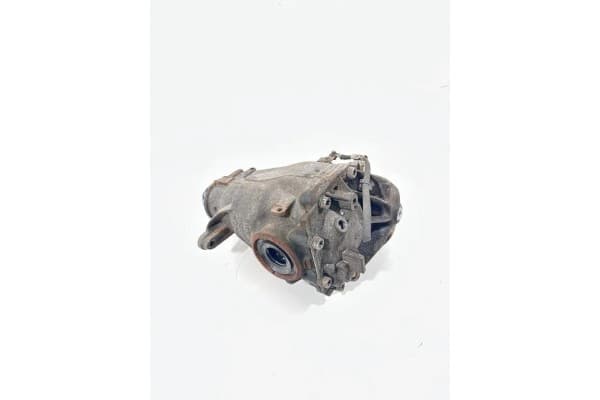 Reductor trasero BMW Serie 3 (F30, F80) 2.0L 2018 usado 8