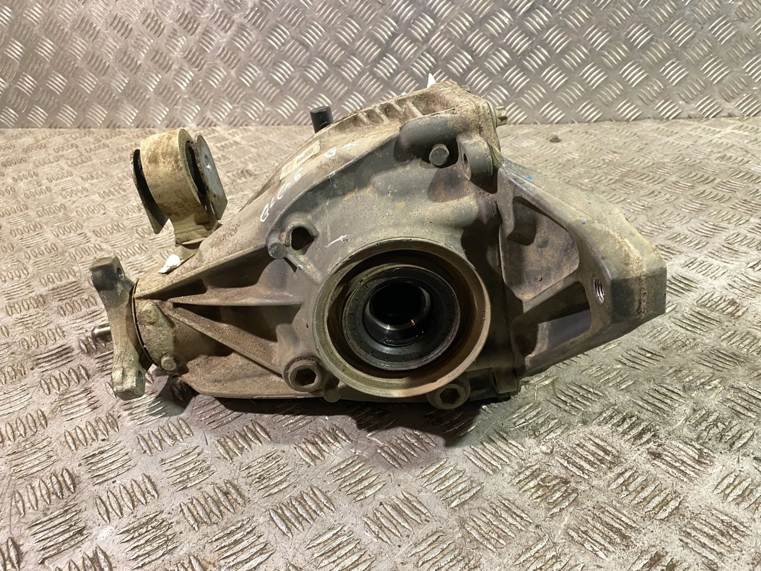 Diferencial Trasero Mercedes-Benz Glc X253 C253 2133502408 usado 2