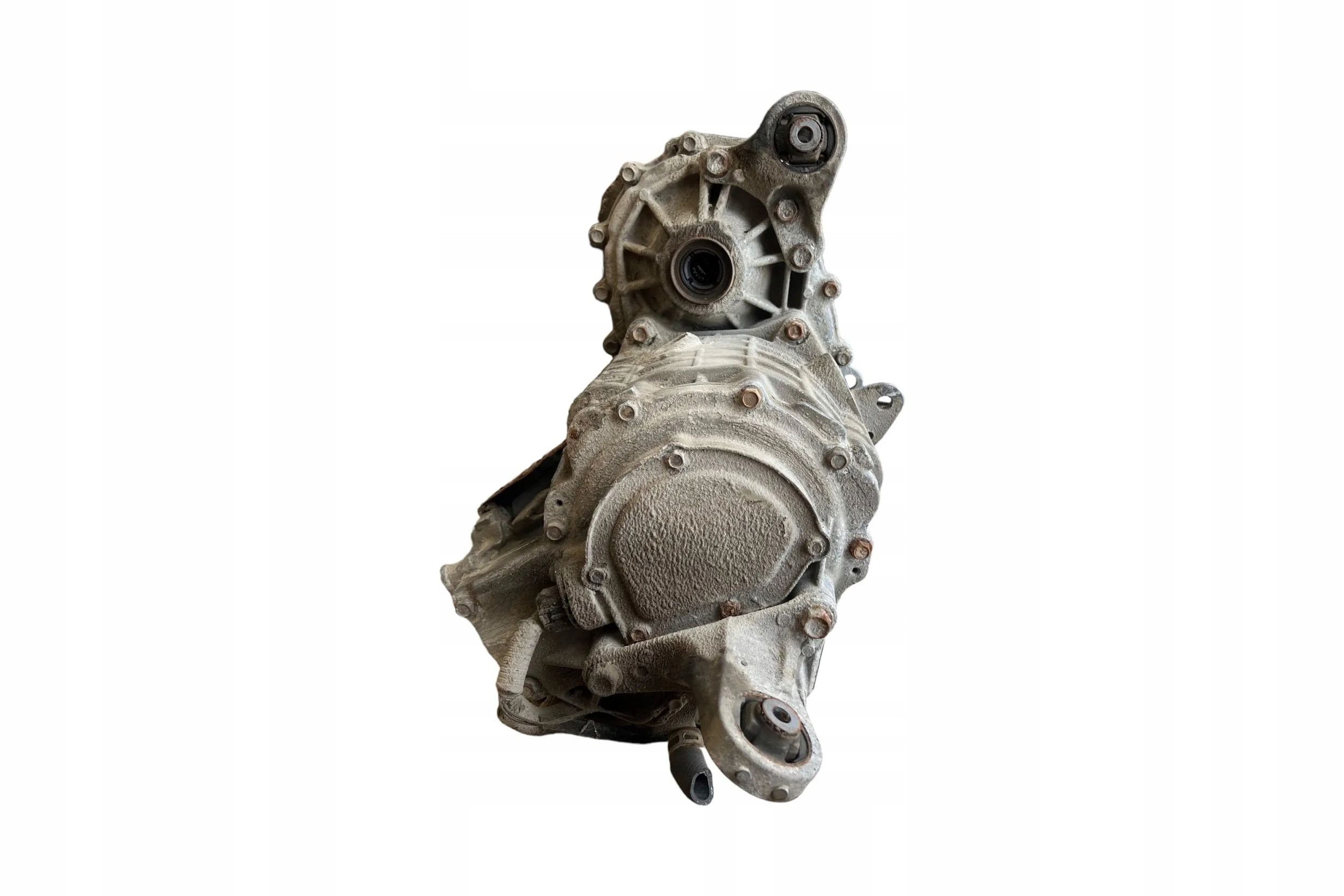 Diferencial trasero Mitsubishi Outlander F1E1A2B5Z usado 3