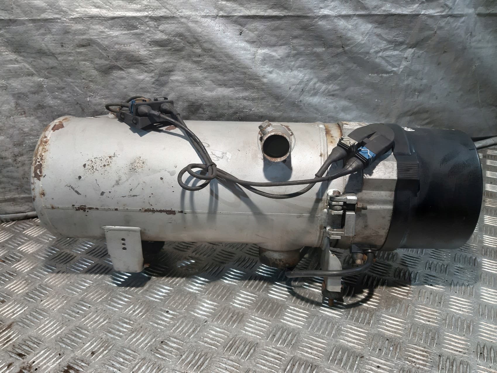 Calefactor estacionario Webasto Thermo 300 DW300 30KW usado 10