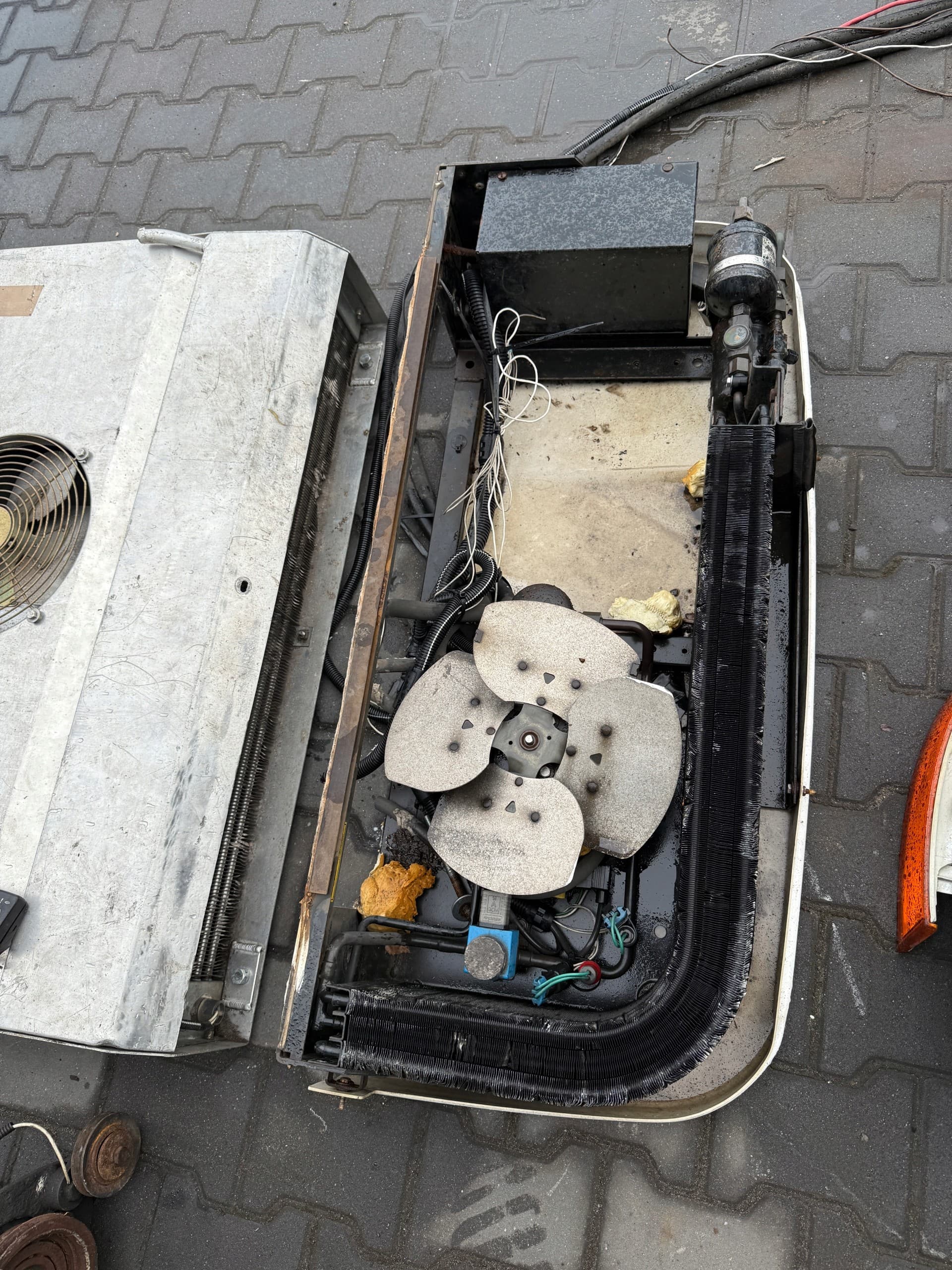 Unidad de Refrigeración Carrier Zepmyr 30S usado 4