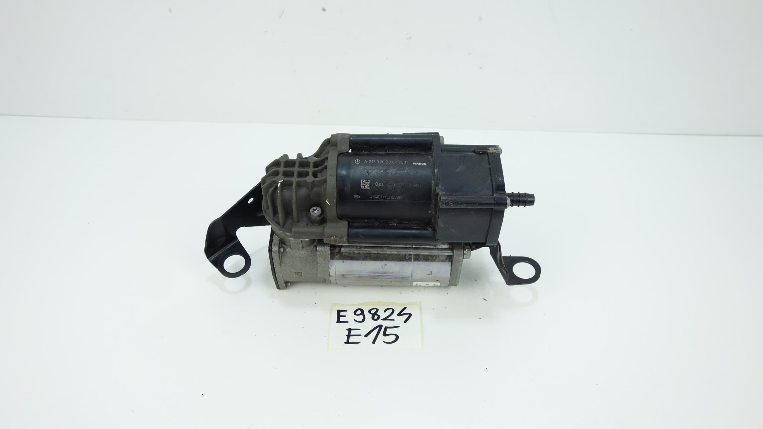 Compresor de suspensión Mercedes W205 W213 W253 A2133202804 usado