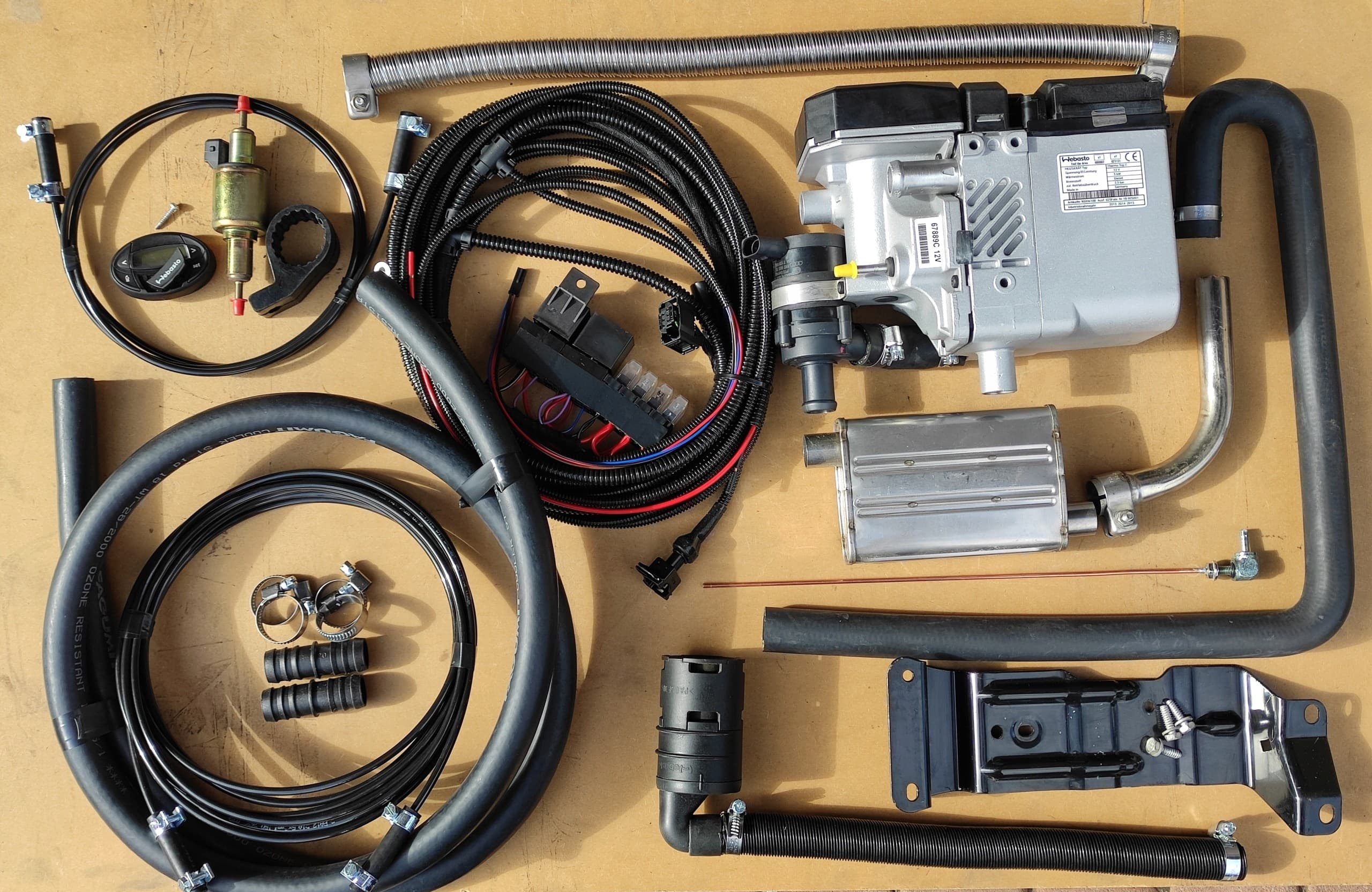 Kit Universal Calefactor Diésel Webasto 5KW con Temporizador reacondicionado