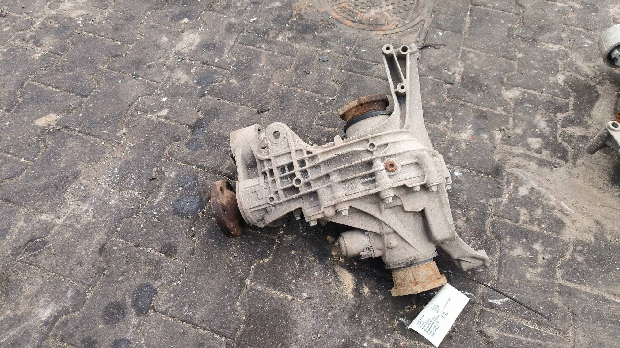 Diferencial Trasero 0B0500043K 2.0 TDI Audi Q5 II FY usado 5