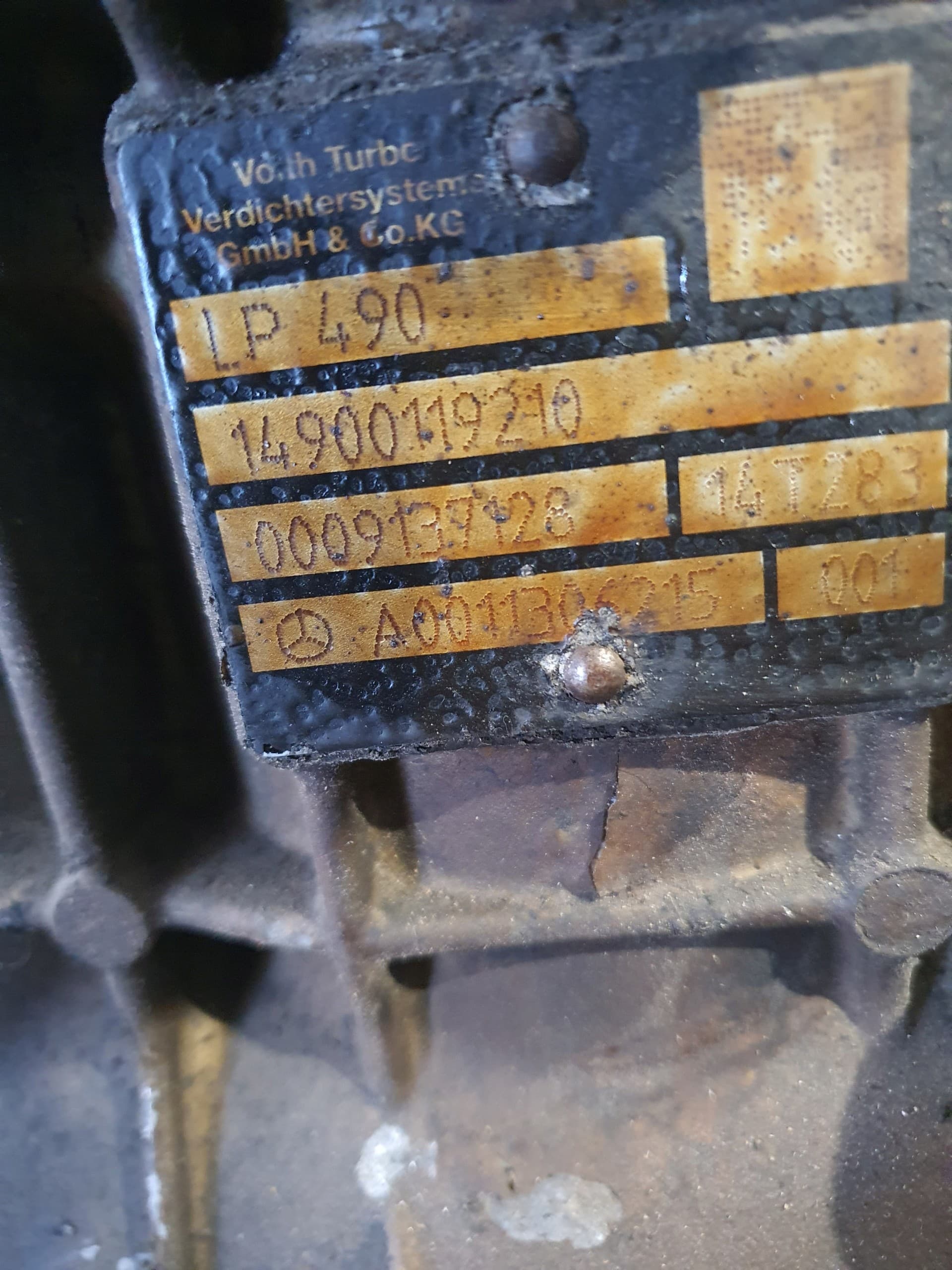 Compresor de Aire Mercedes Actros MP4 Voith A0011306215 usado